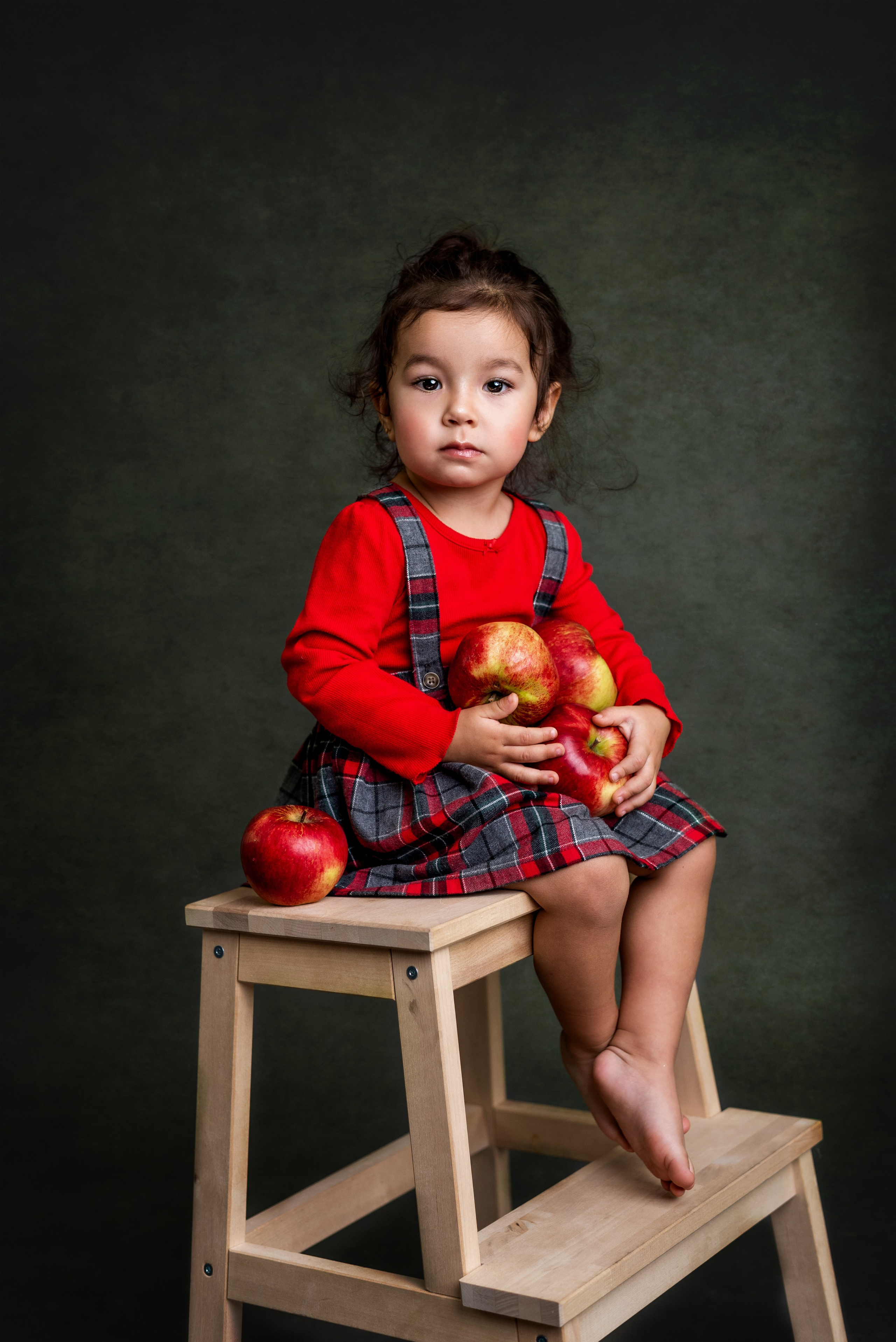 Яблочные дети. School Photographer In Astana Tabakova Natalya