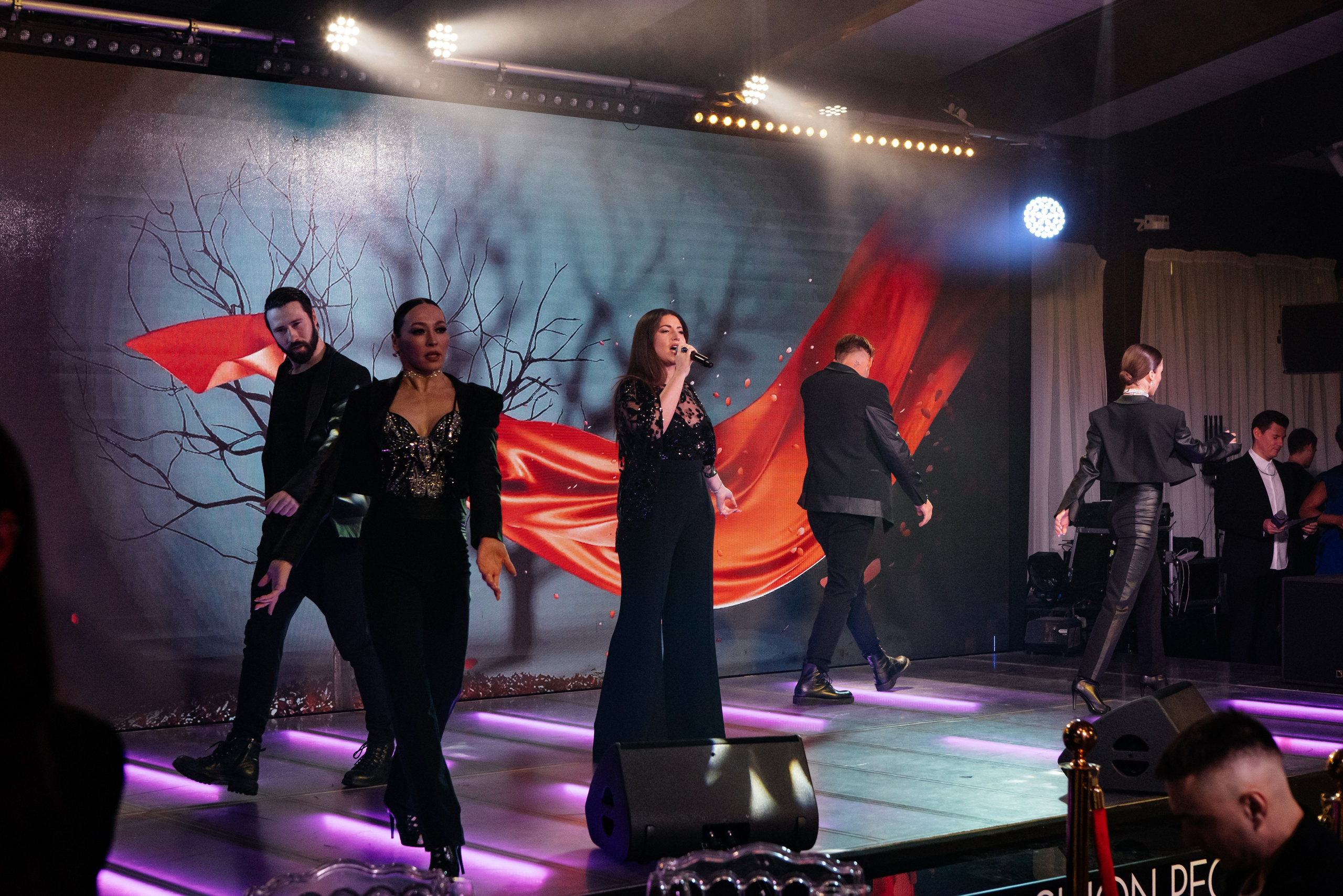 Fashion people awards 2025. Свадебный и семейный фотограф в Москве и Московской области Оксана Шлыкова