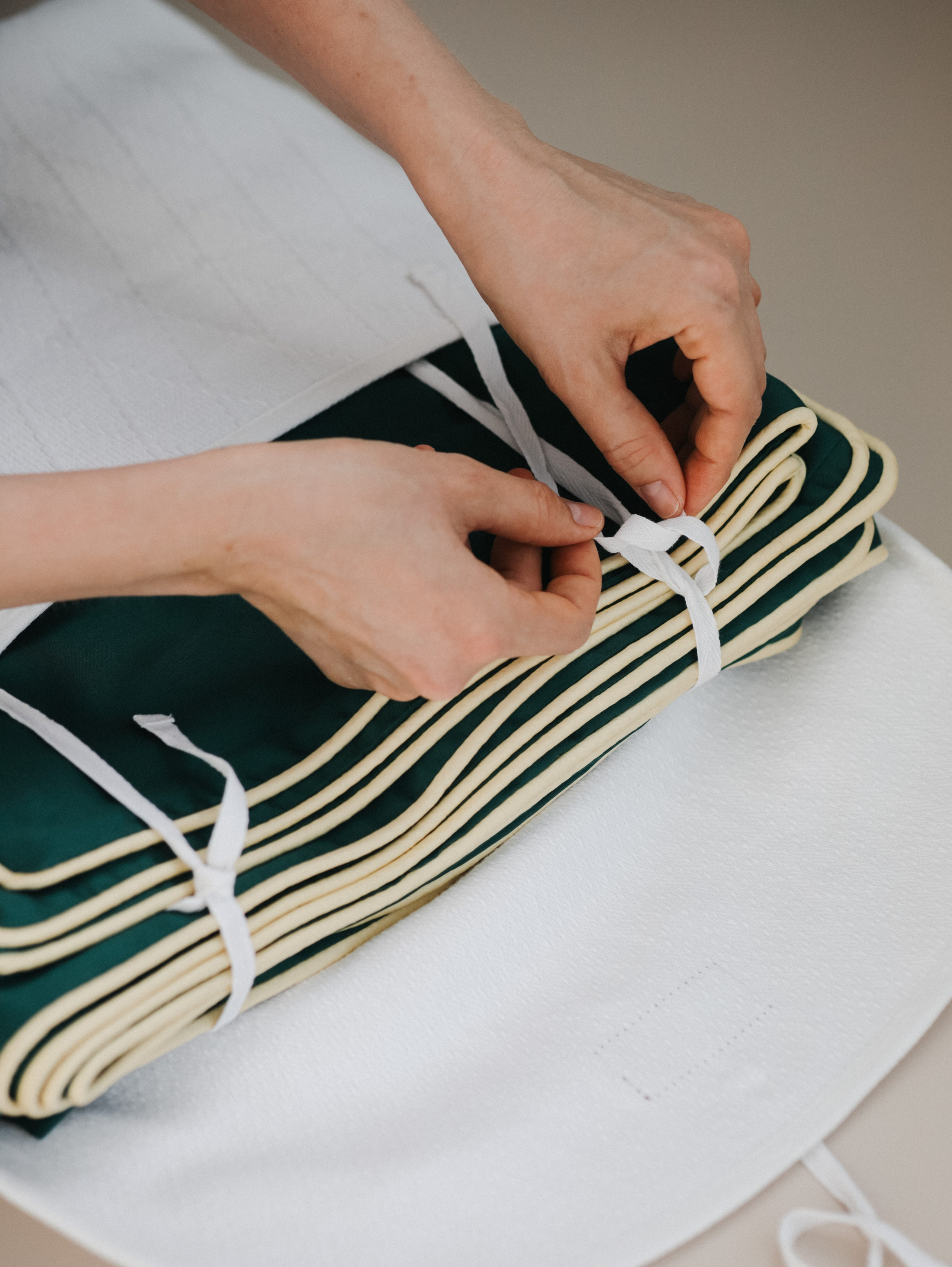 Постельное тенсель. Алёна Стерхова — Предметный и портретный фотограф. Ижевск