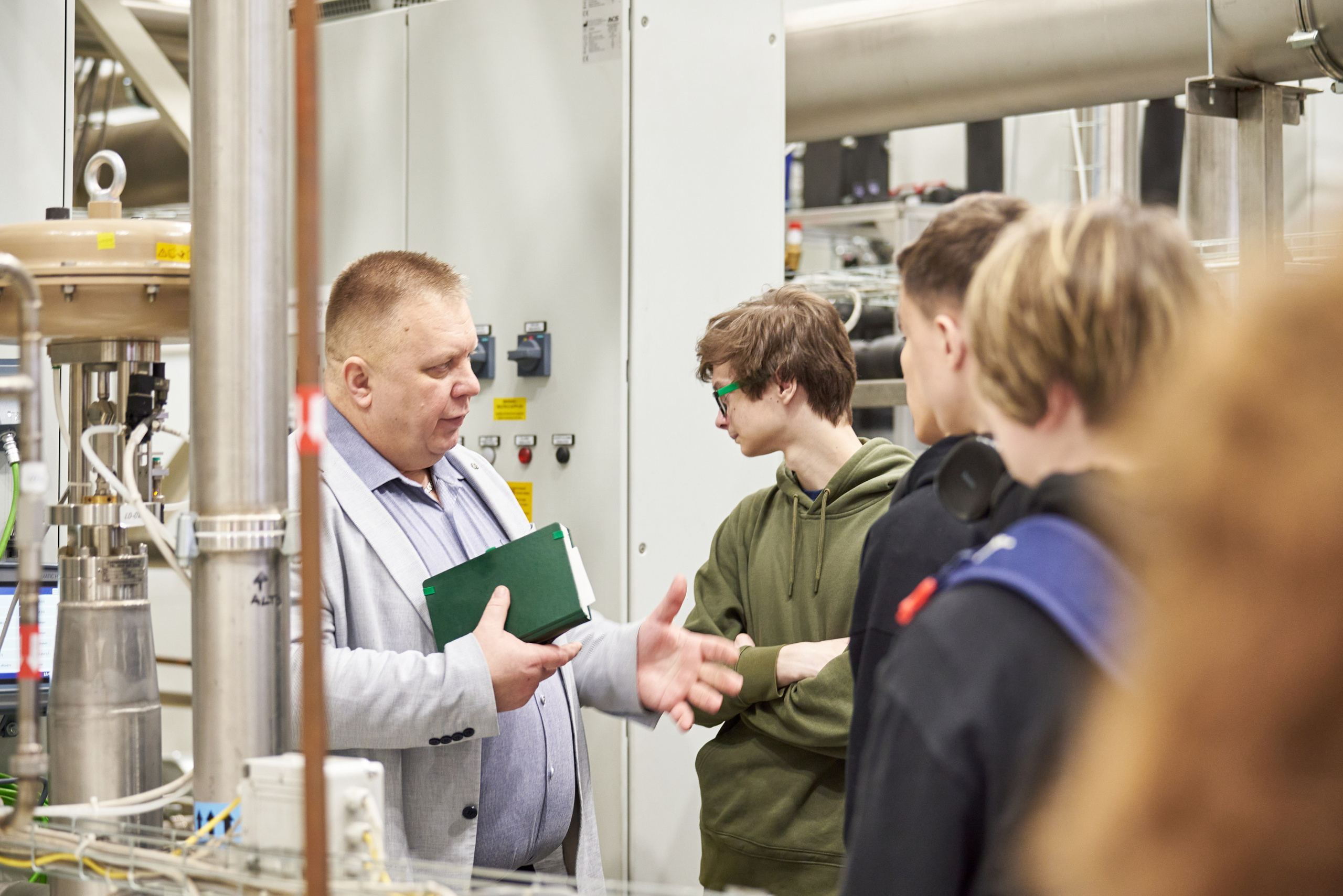 Экскурсия в «Газпром Космические системы». Фотограф Щёлково