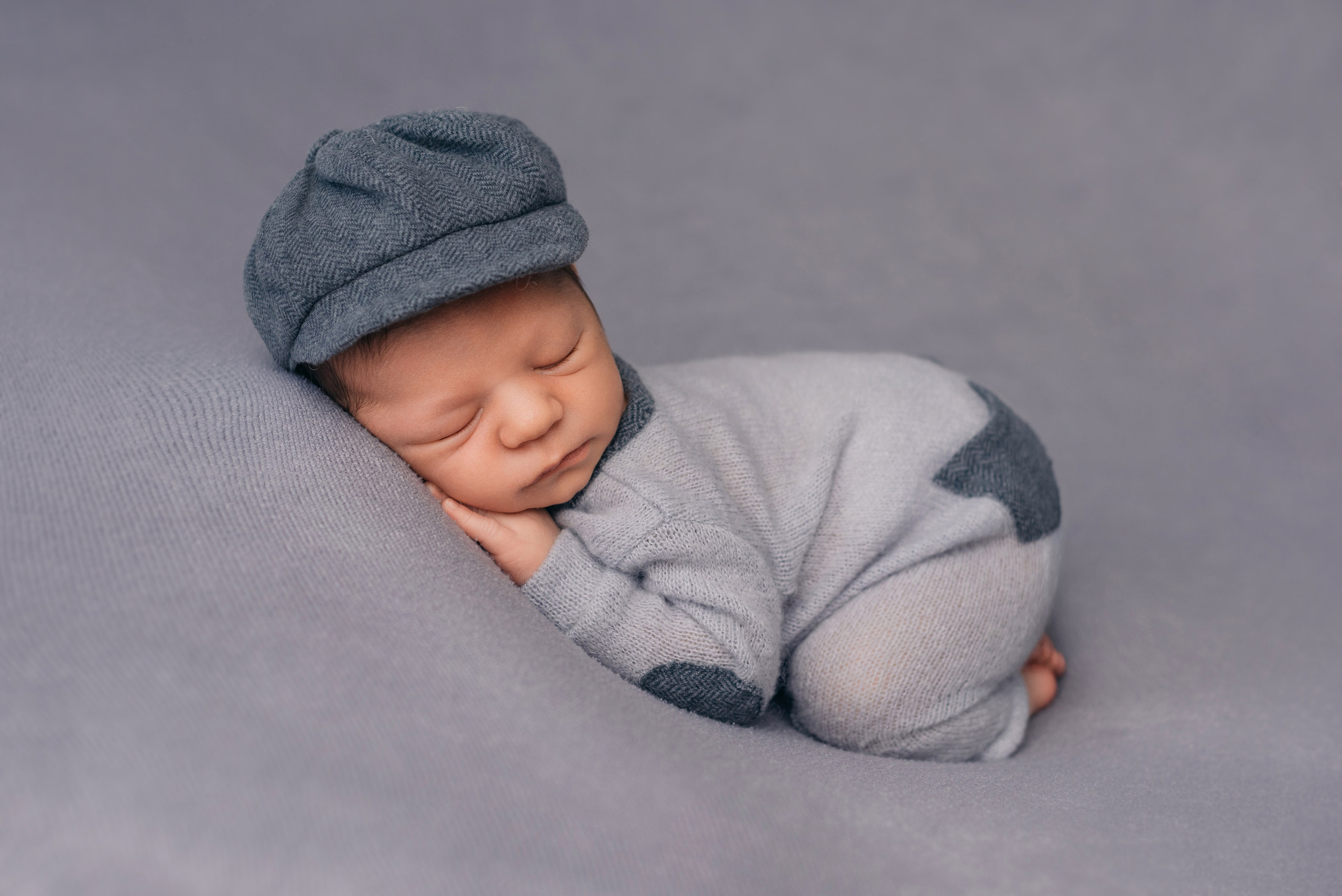 Максим. Фотограф новорожденных Белгород