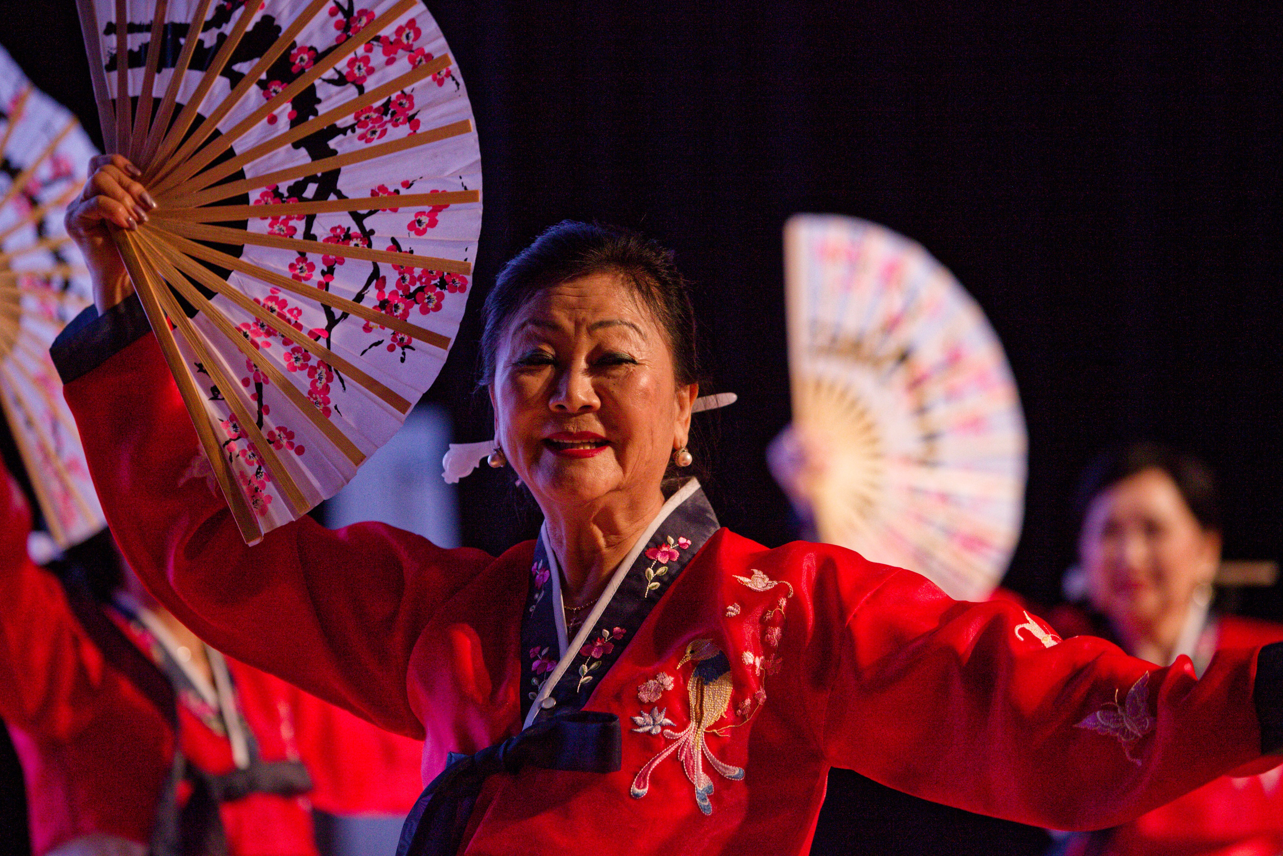 Новый Год по лунному календарю. Кутузов Евгений Фотограф в Южно-Сахалинске