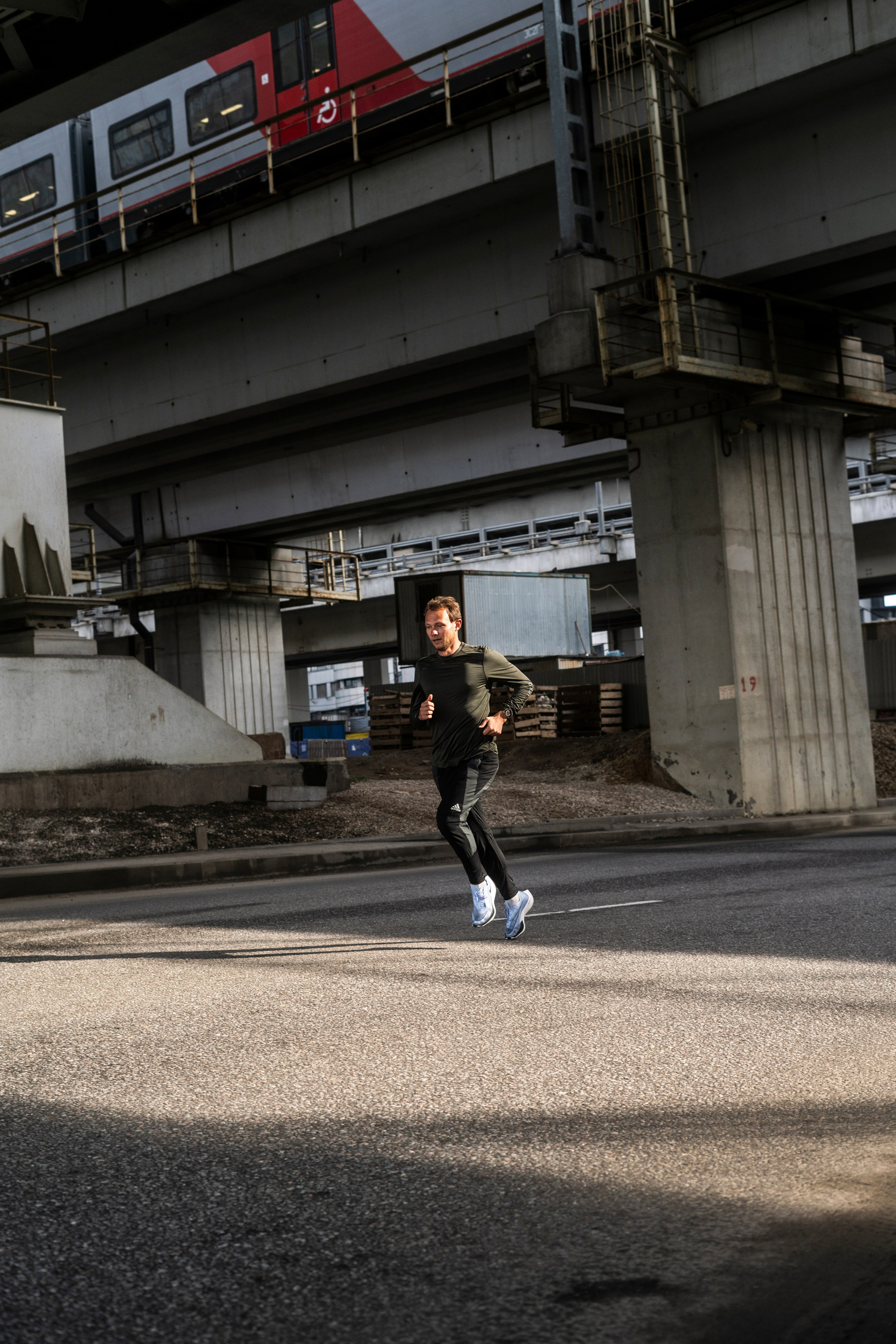Nike. Not an artist, but photographer. Ivan birdman