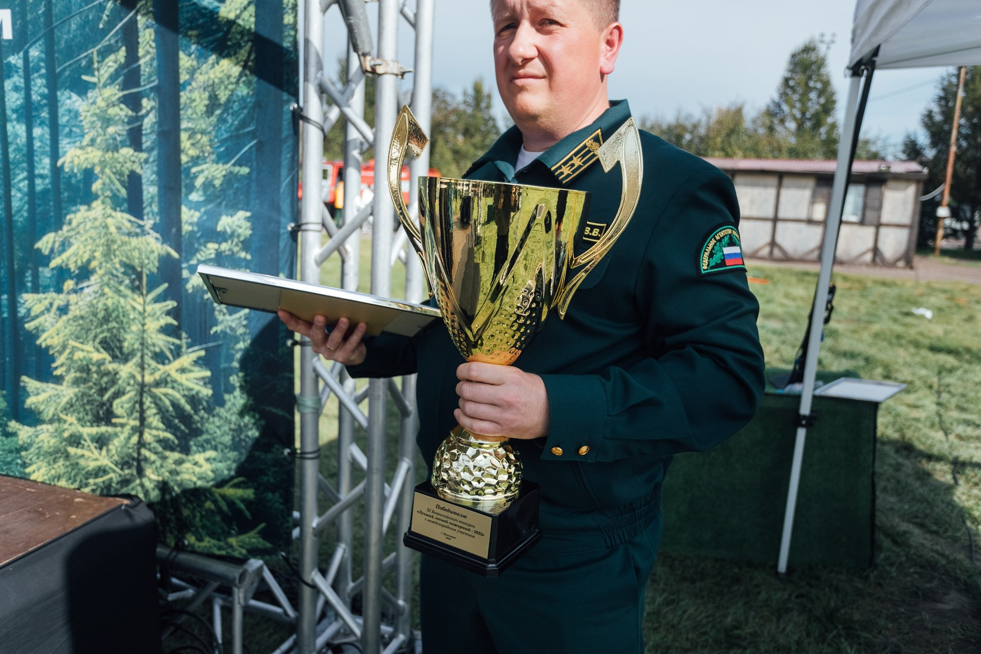 Соревнования «Лучший лесной пожарный» @ О. Татышев. Репортажный фотограф Максим Полянский. Москва, Санкт-Петербург, Красноярск
