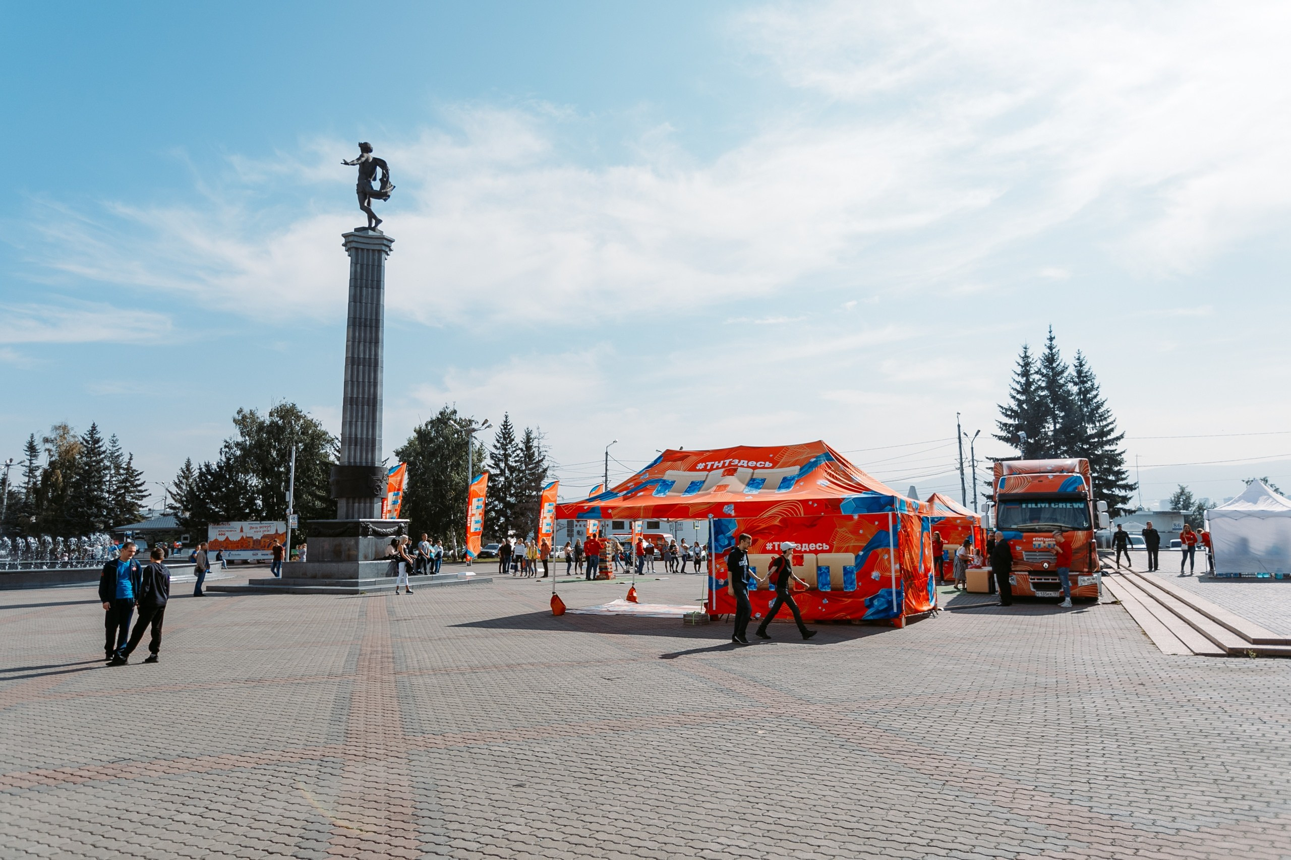 Попади на ТНТ @ Театральная площадь. Репортажный фотограф Максим Полянский. Москва, Санкт-Петербург, Красноярск