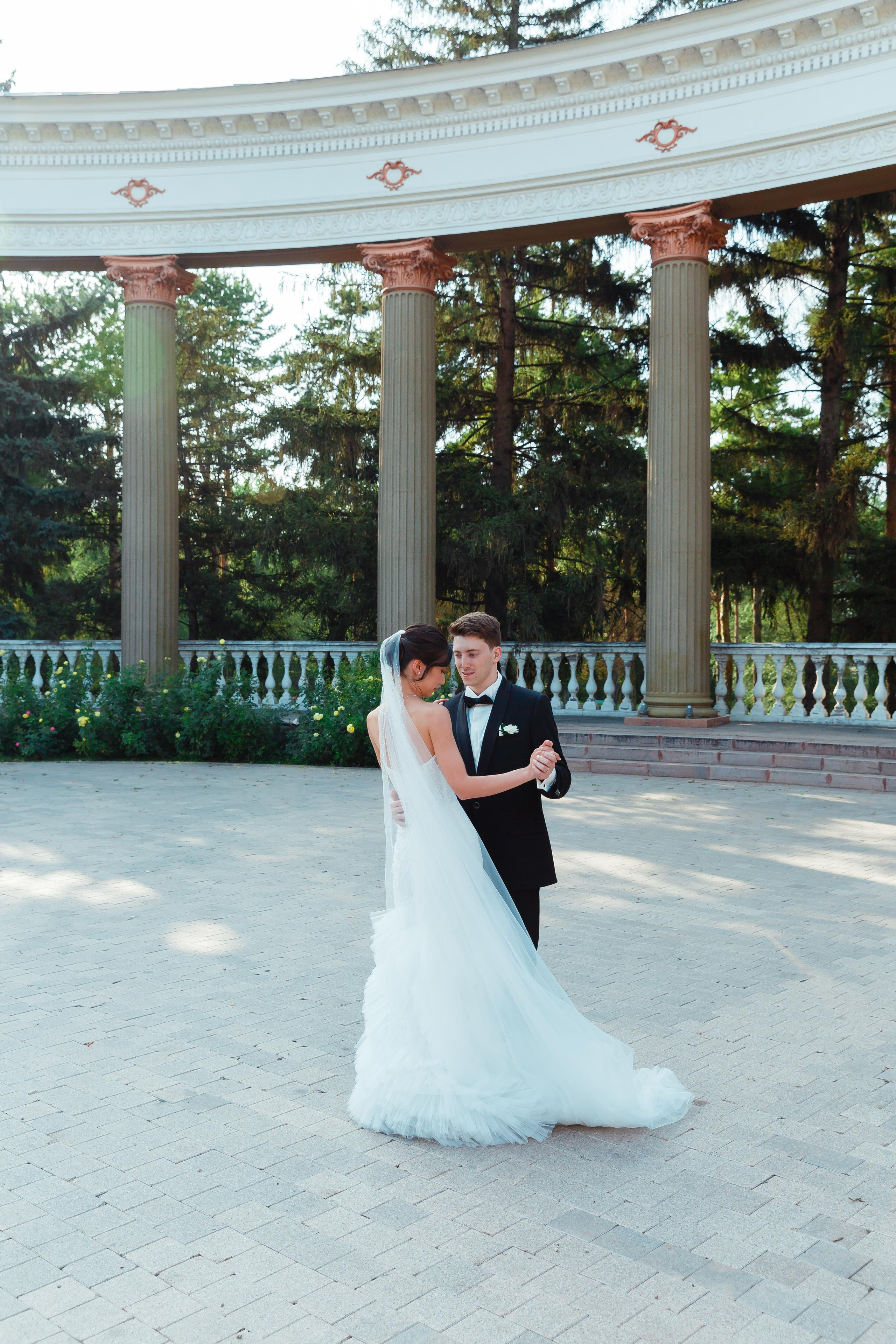 RUSSELL & YASMIN. Video Production in Almaty: Events, Commercials, Corporate, Conferences, Weddings & More | MNC Media