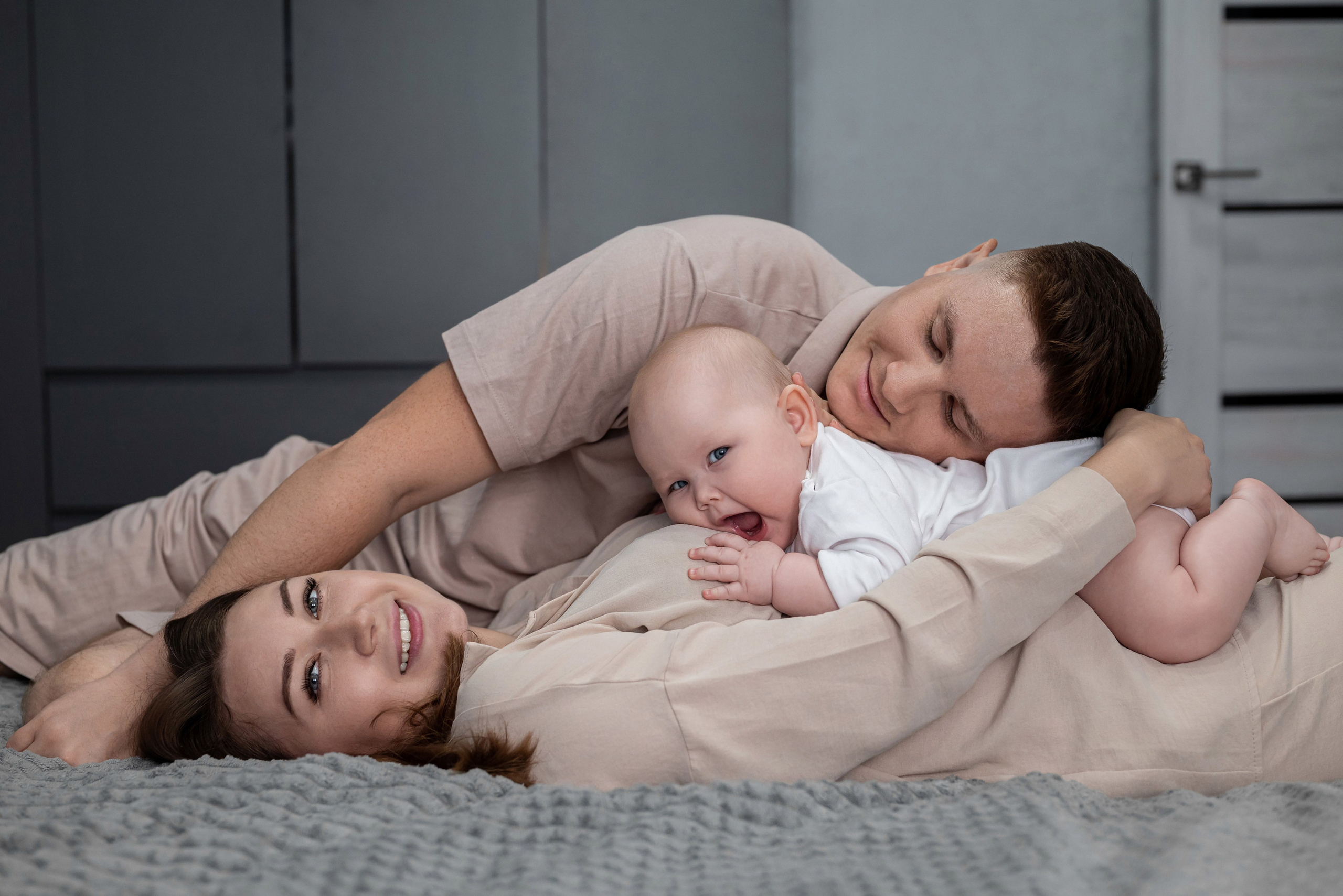 Эмиль, Адиля и Ассель. Фотограф в городе Салават