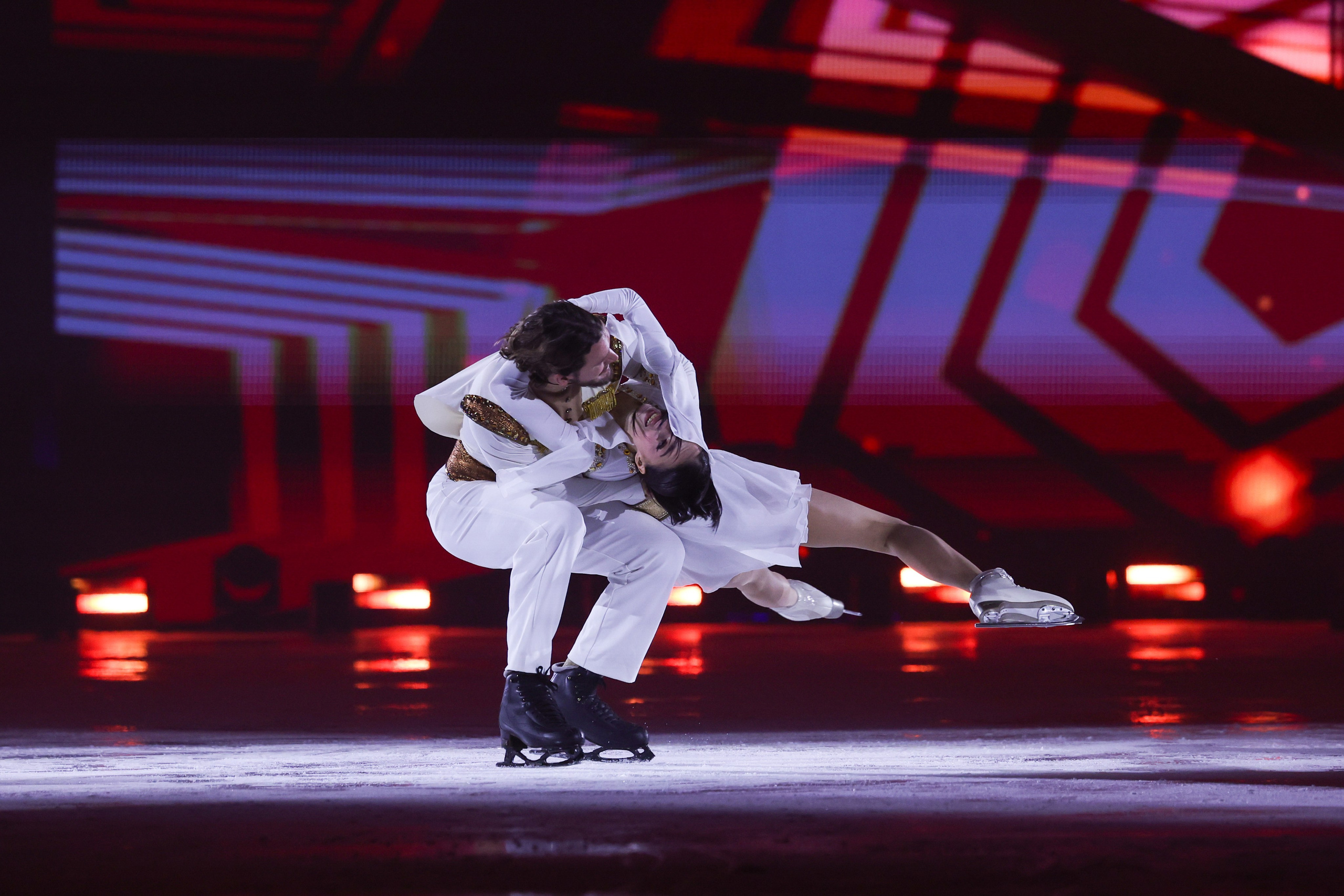 «Больше чем шоу» 14.11.2025. Спортивный и репортажный фотограф Антон Тереханов