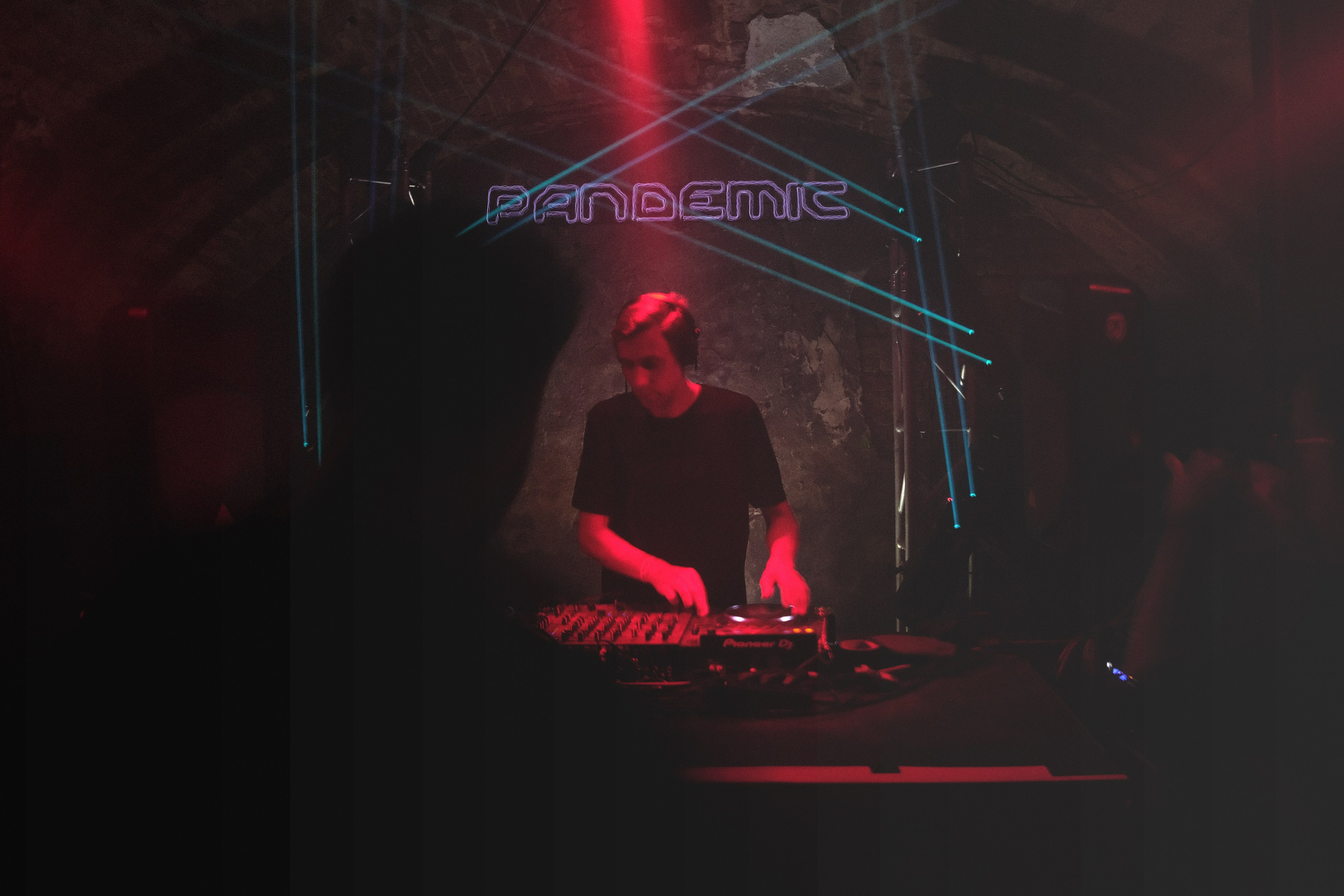 PANDEMIC FORTNIGHT 01.08. Репортажный фотограф в Санкт-Петербурге Даниил Могута