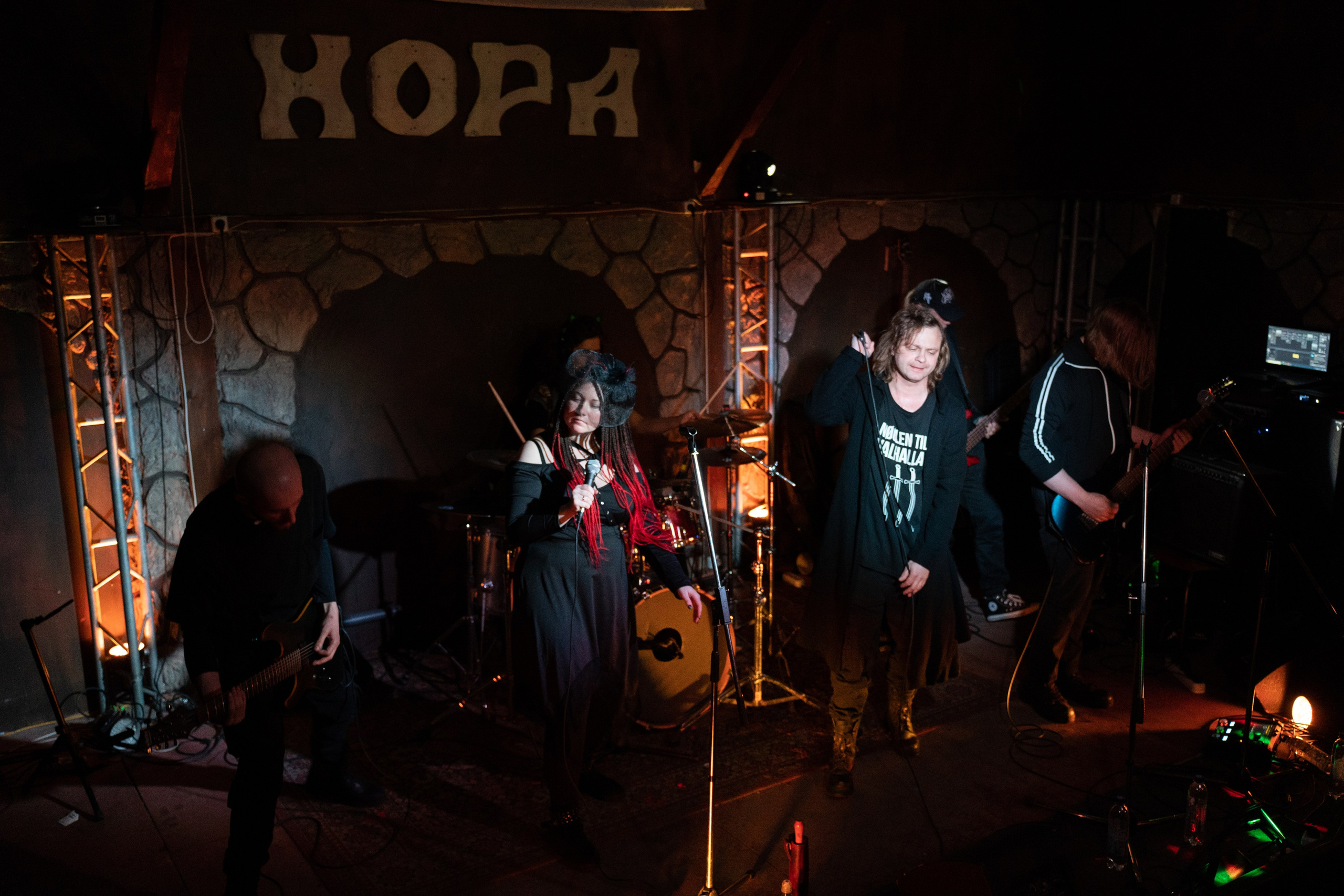 Ночь На Земле|Нора, Псков. Концертный и репортажный фотограф в Санкт-Петербурге Слава Пахомов