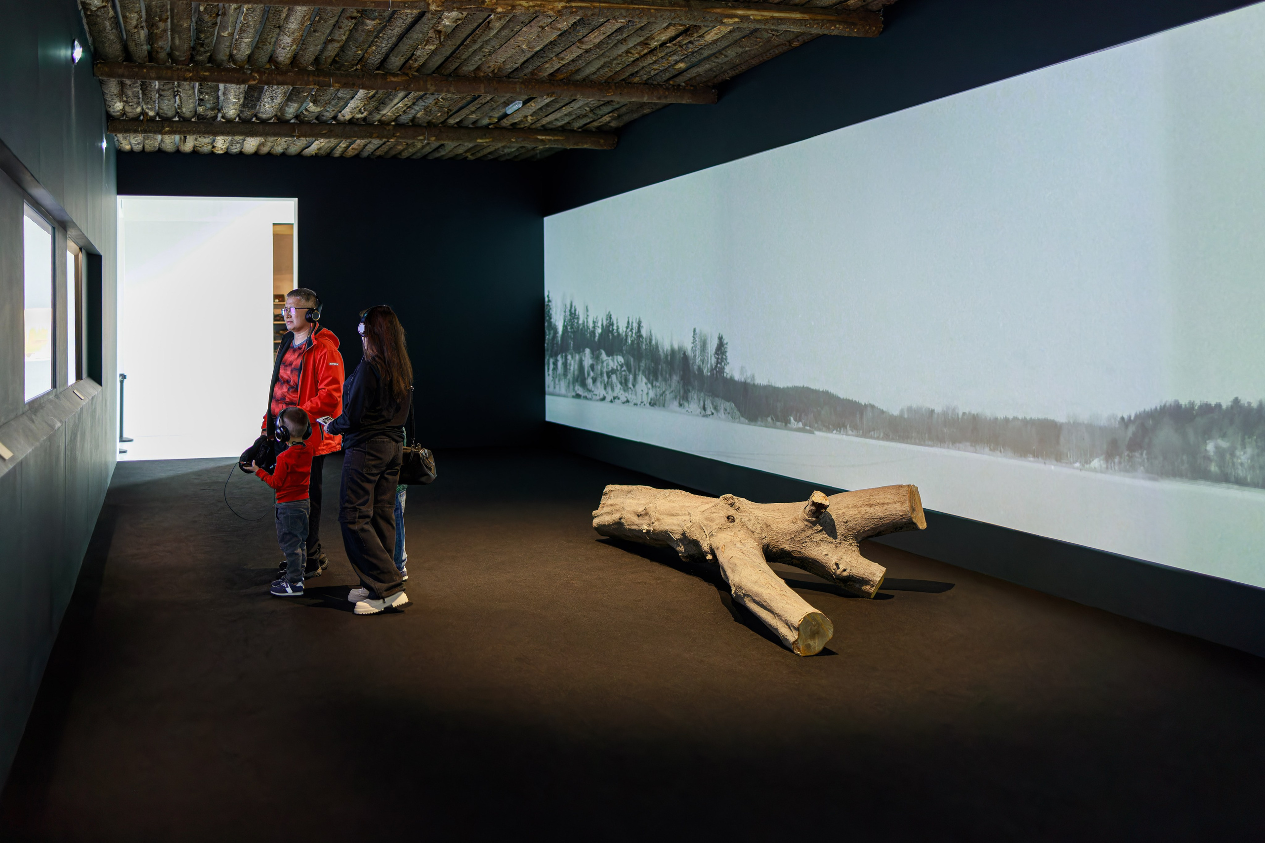 Выставочный проект «Город-Герой Ленинград». Фотограф Балаев Михаил