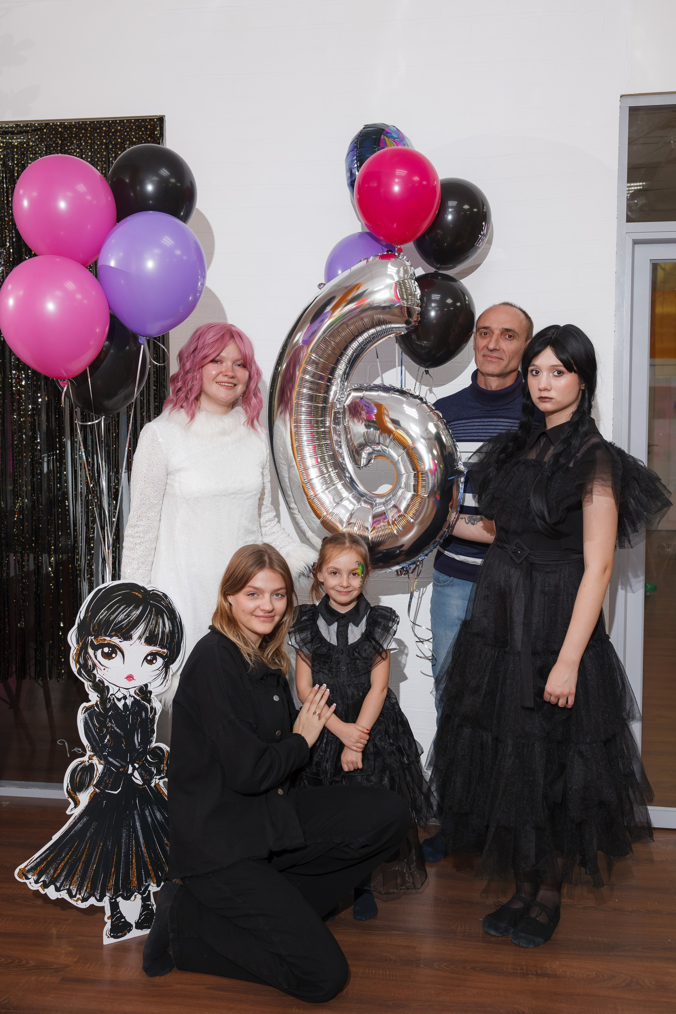 День рождения Маши в стиле «Wednesday». Свадебный и репортажный фотограф (Москва, Королев и другие)