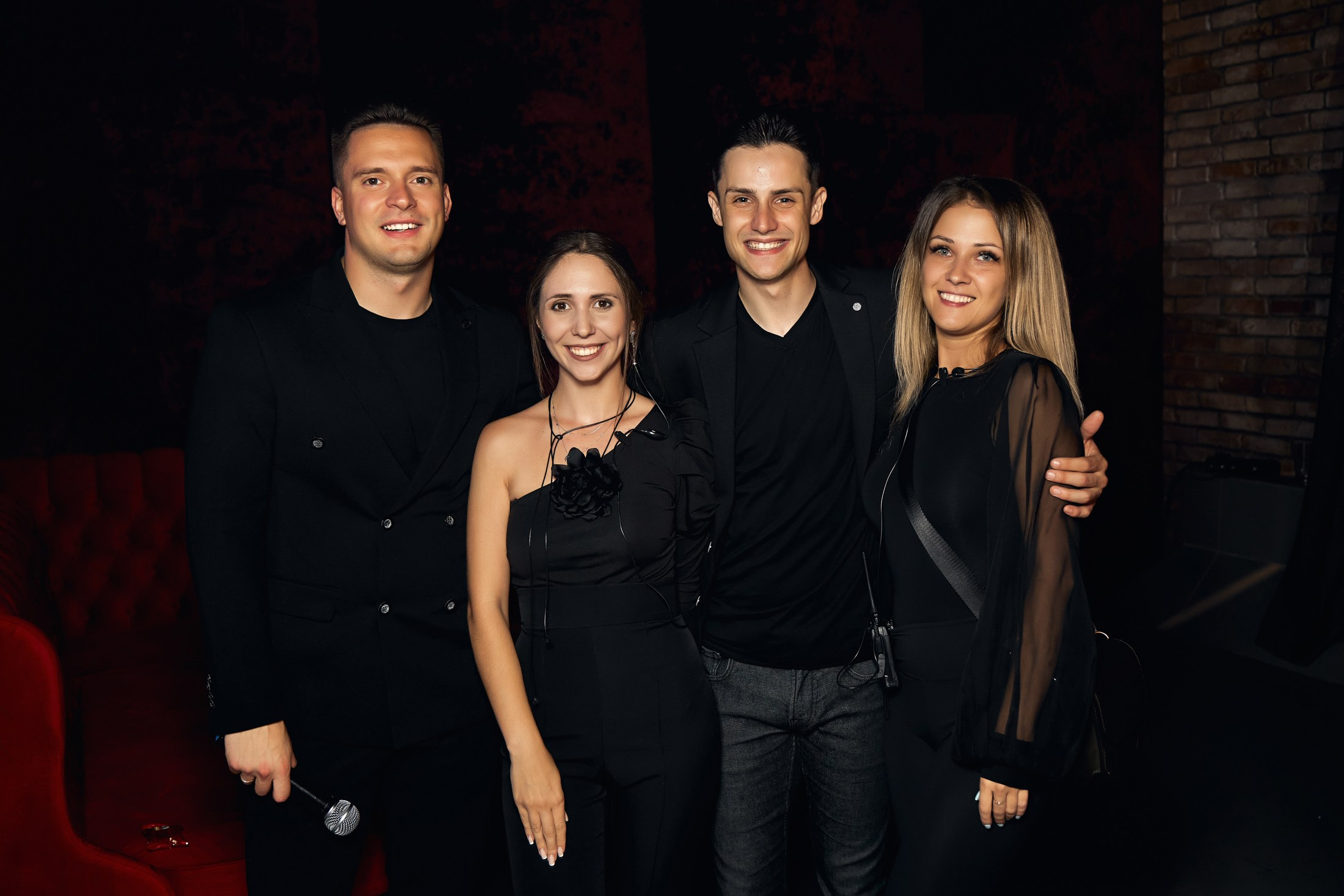 Фотограф на выпускной. Свадебный репортажный и фуд фотограф в Барнауле Гайфулин Виталий