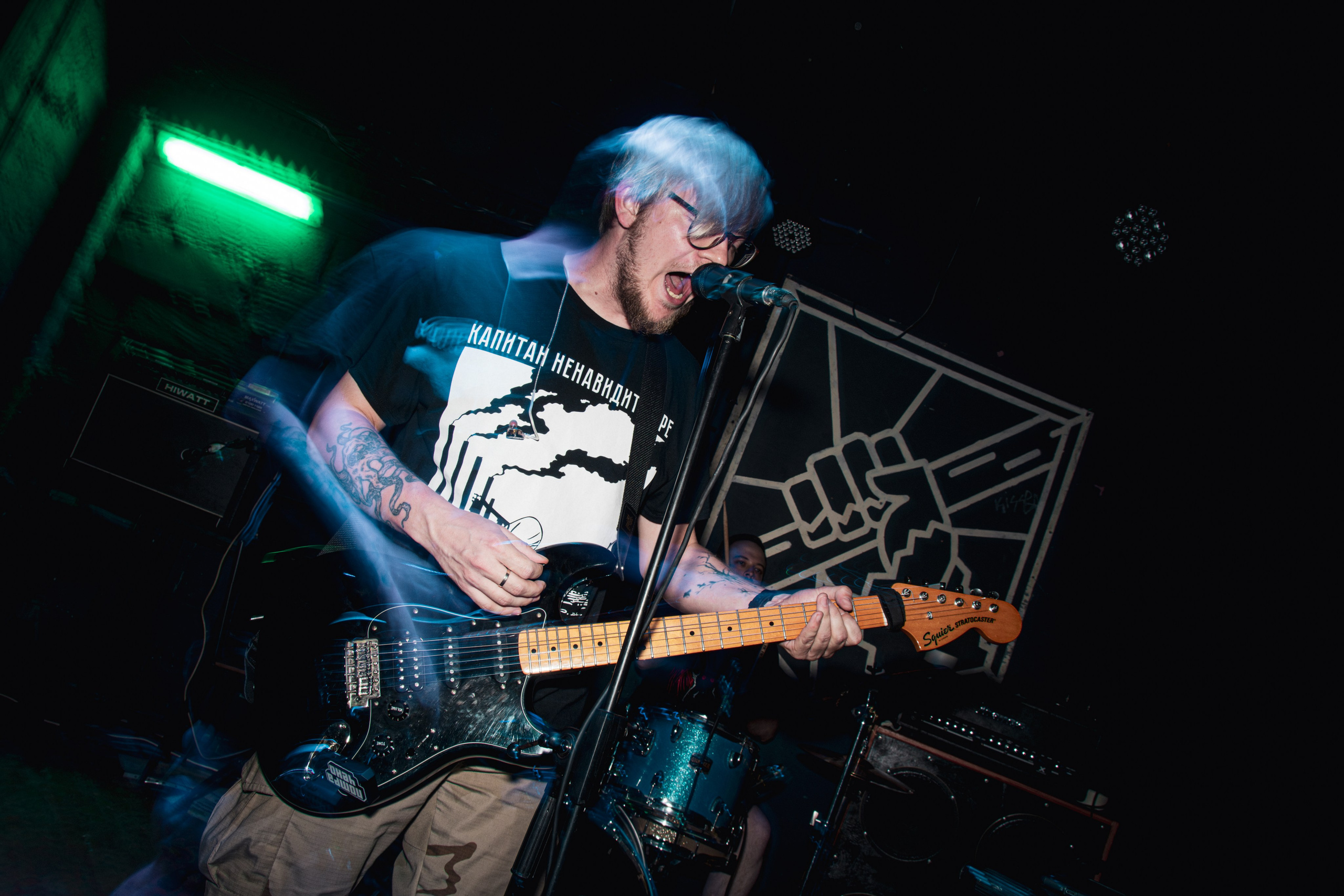 Ютани & о т м е ж & Вещи в картонной коробке 08.08.2025. Репортажный фотограф в Москве Legiodot