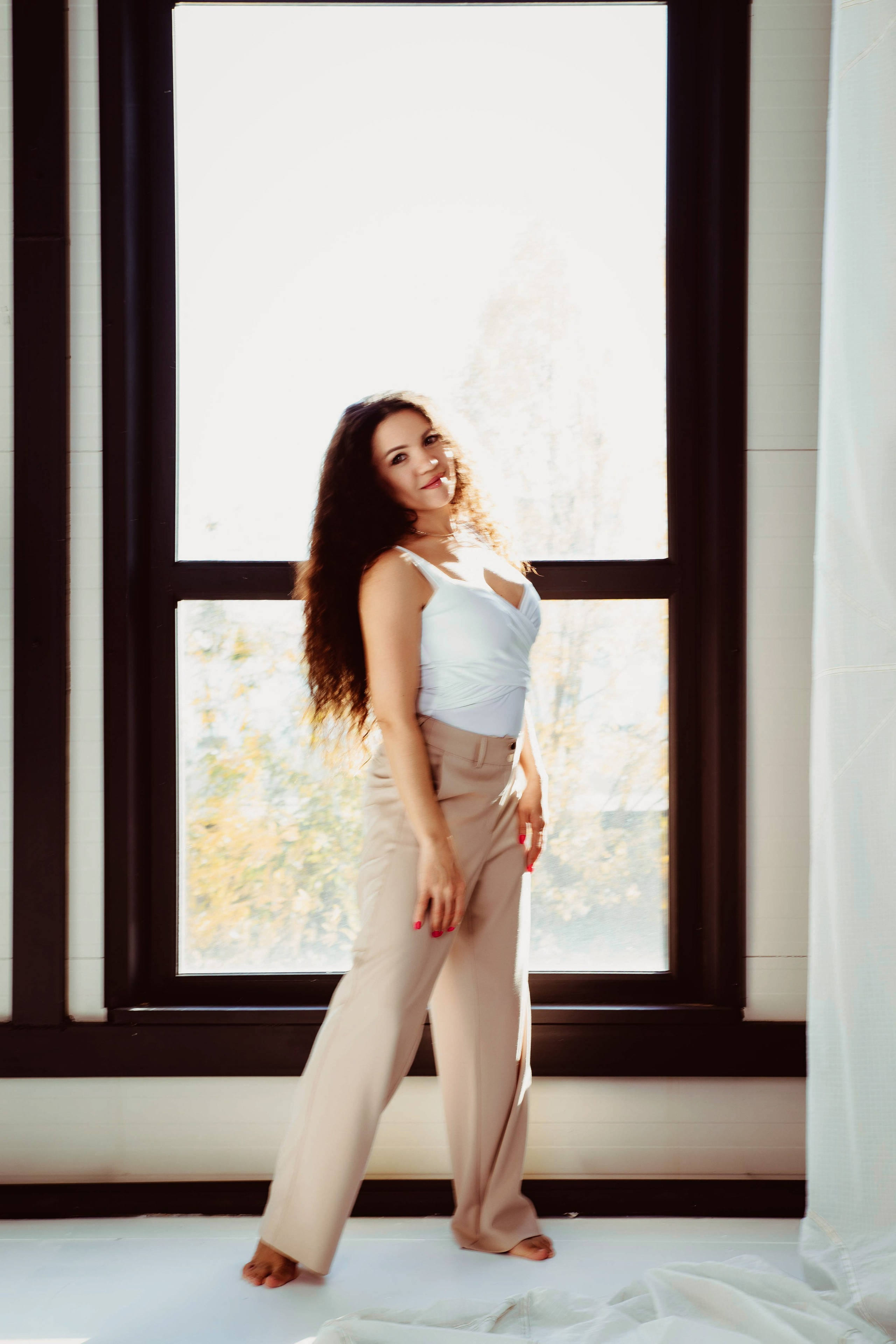 Женские портреты. Айсылу Счастливая — Фотограф | Ретушёр | Нейрокреатор