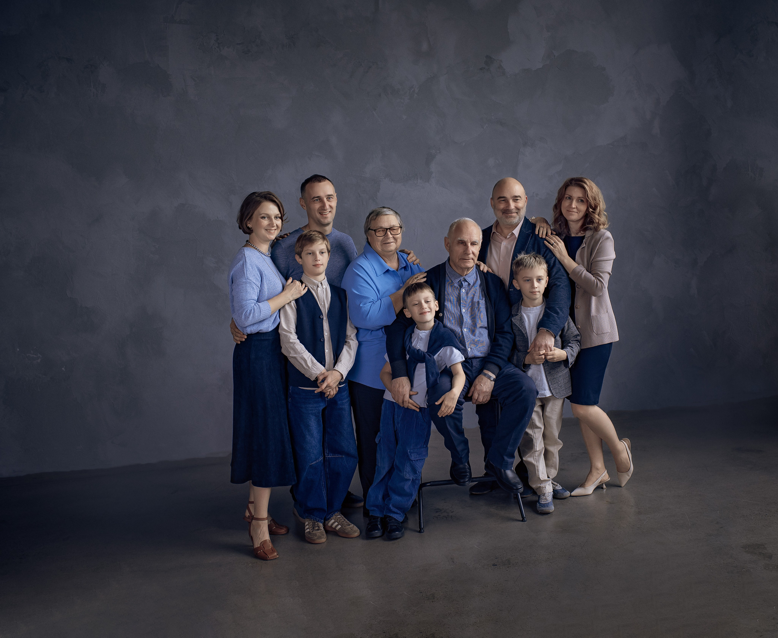 Сьемка поколений. Фотографы крещения/венчания  Красноярск Татьяна и Вячеслав Переваловы