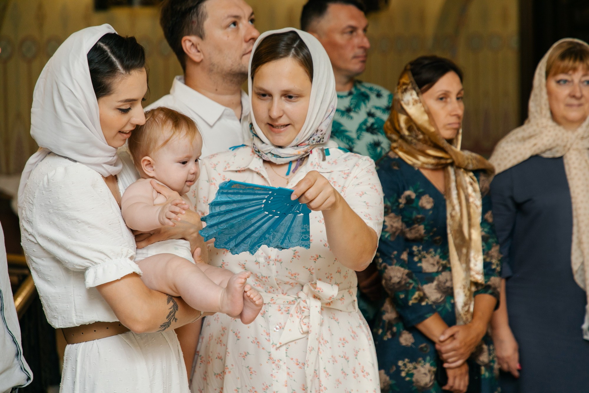 Крещение малышки в Никольском Морском соборе, г. Кронштадт, лучшие храмы для крещения, где крестить в спб, как записаться на крещение, сколько стоит крещение питре, как покреститься спб, фотограф на крещение