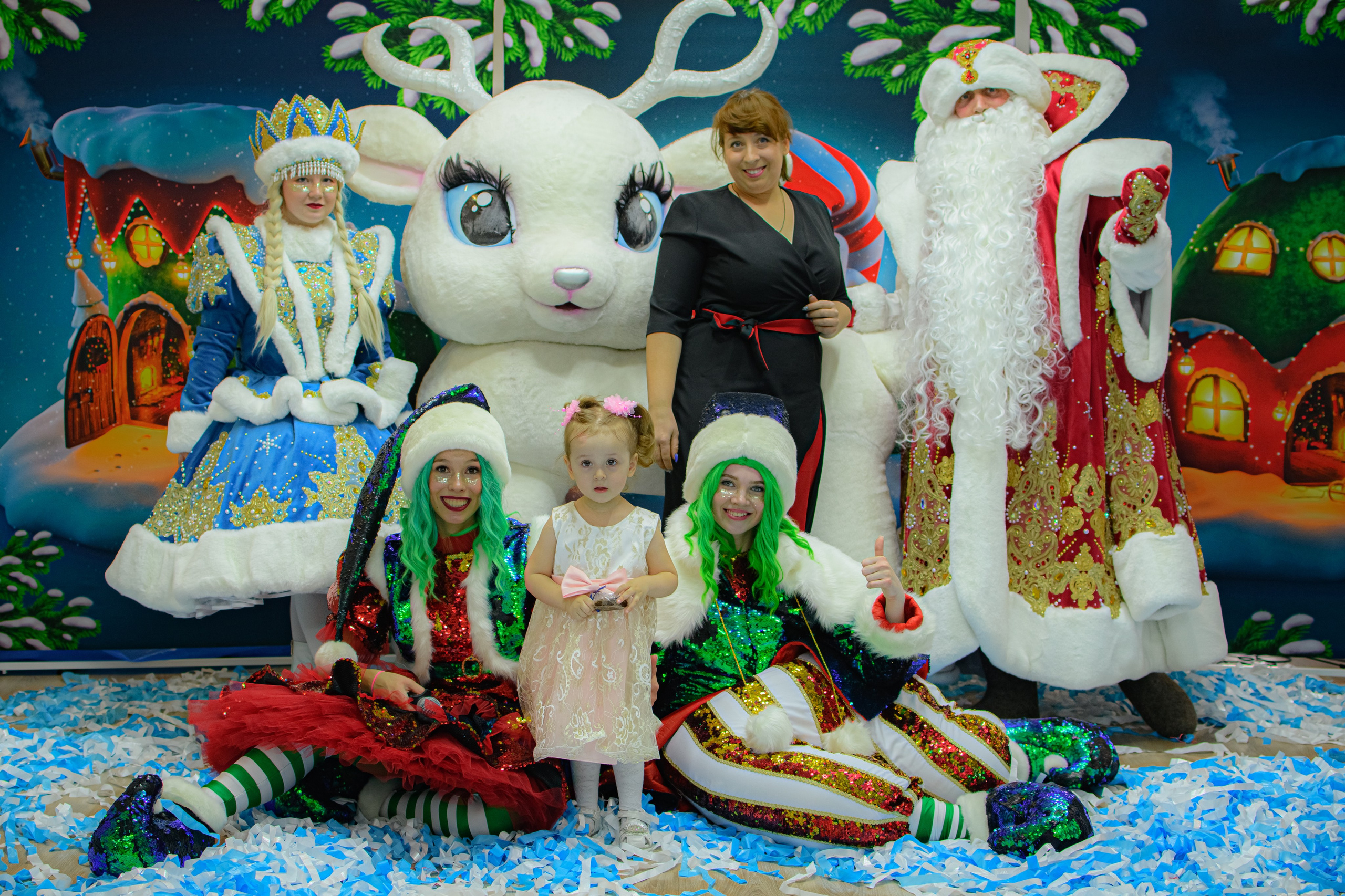 HAPPY NEW YEAR. Photokarish