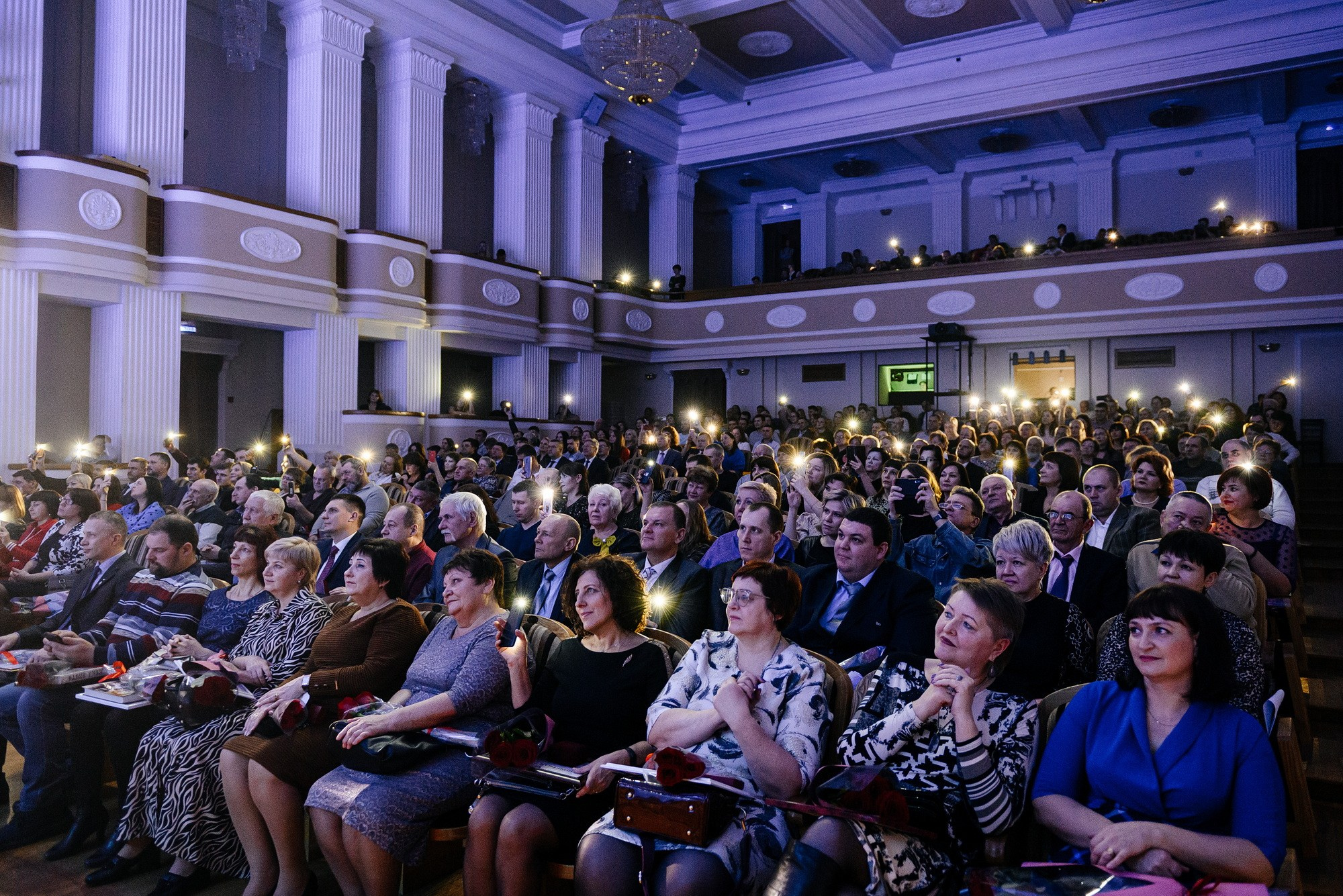 Торжественное награждение Сибирской генерирующей компании. Свадебный и репортажный фотограф Никита Сницарев в Барнауле