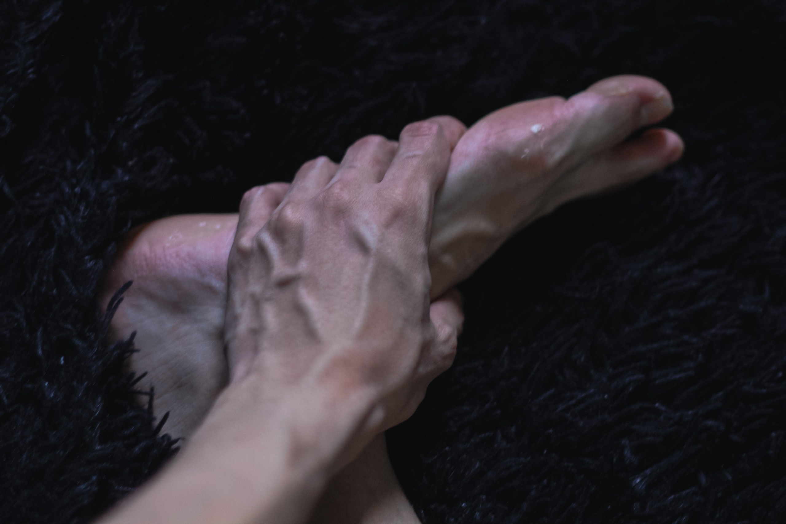 Ноги и руки. Фотограф Москва, портрет, стрит, репортаж. Художественная фотосессия