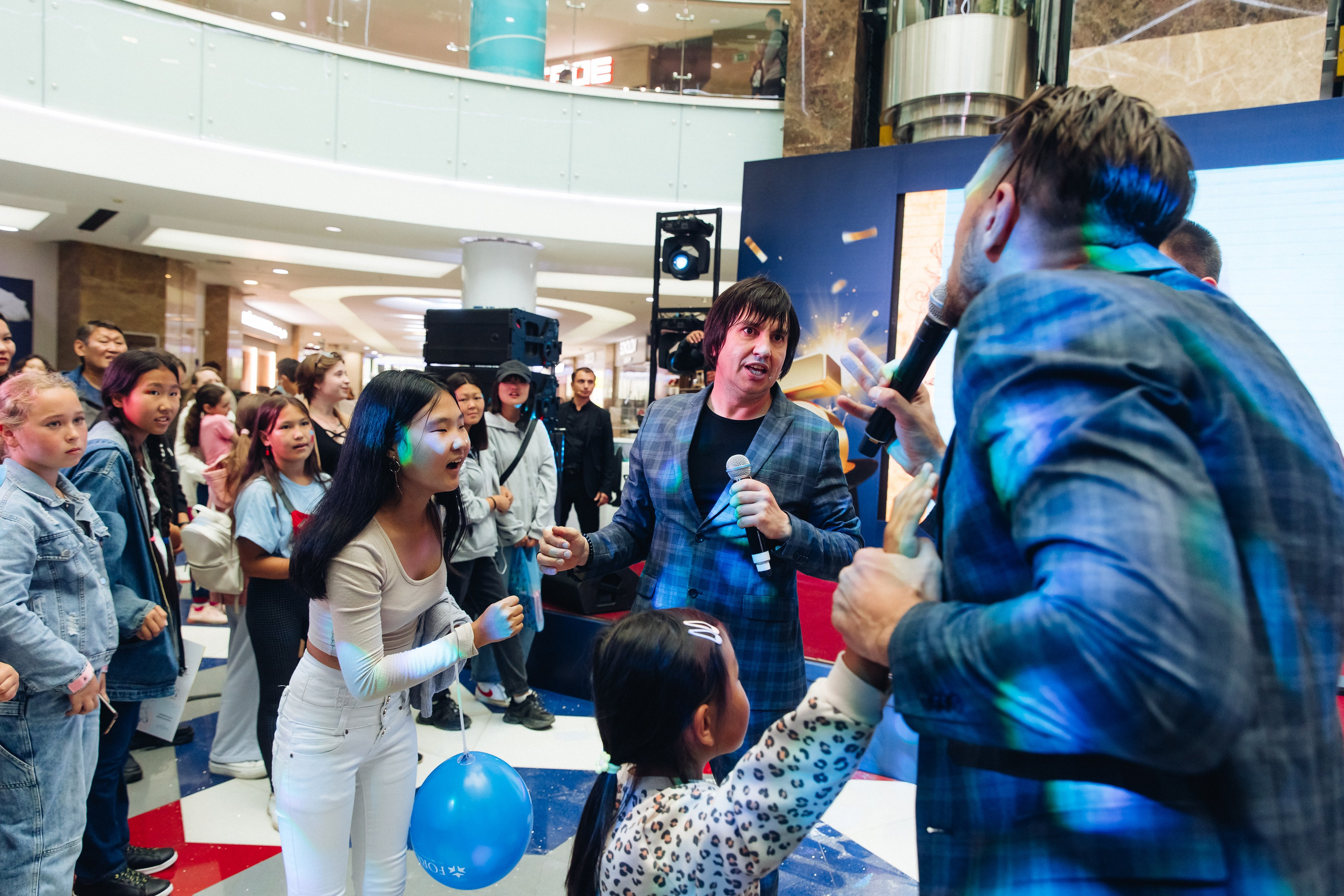 5 лет ТЦ Форум. Свадебный и семейный фотограф в Улан-Удэ