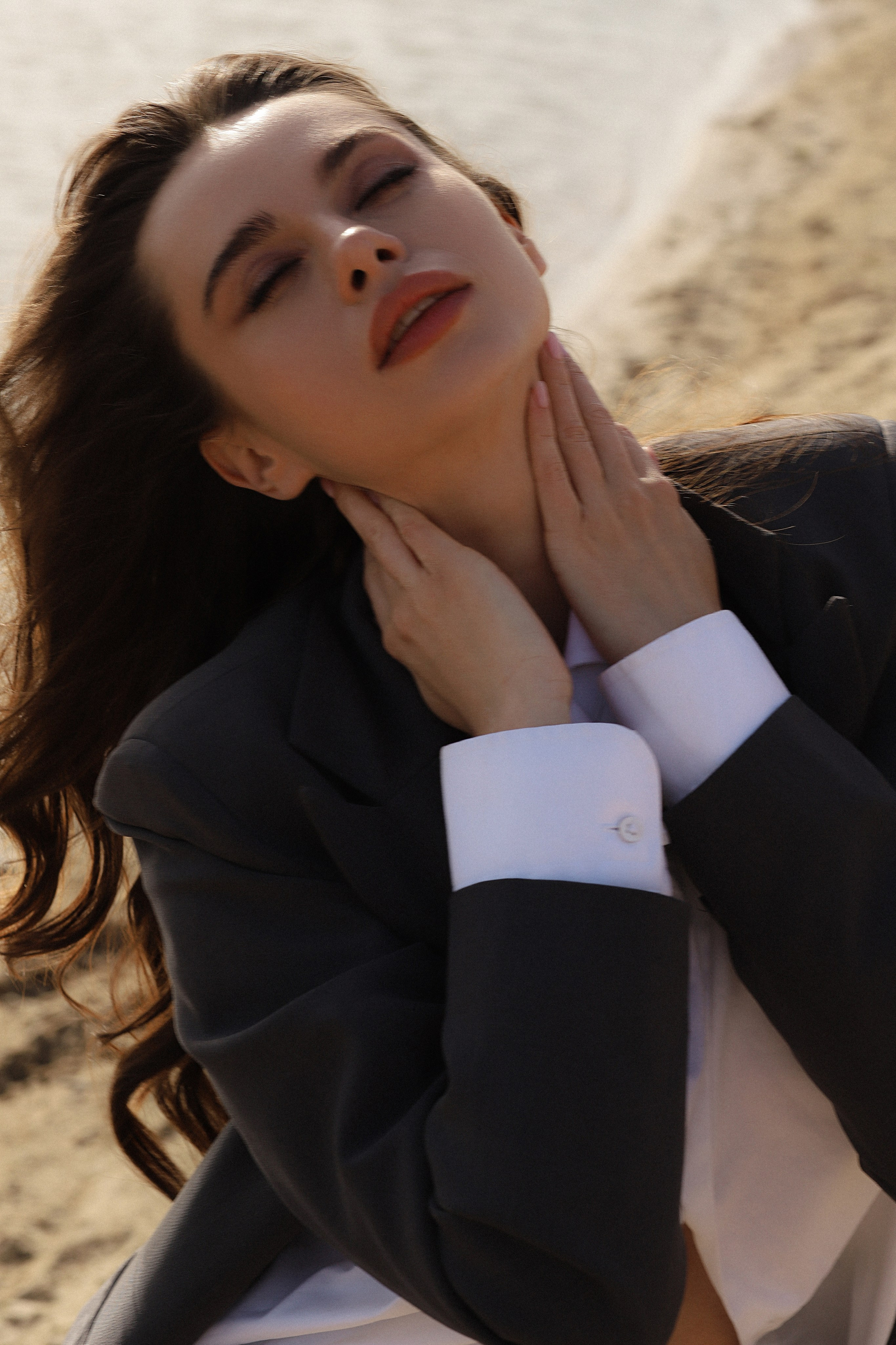 Мария, съемка на берегу