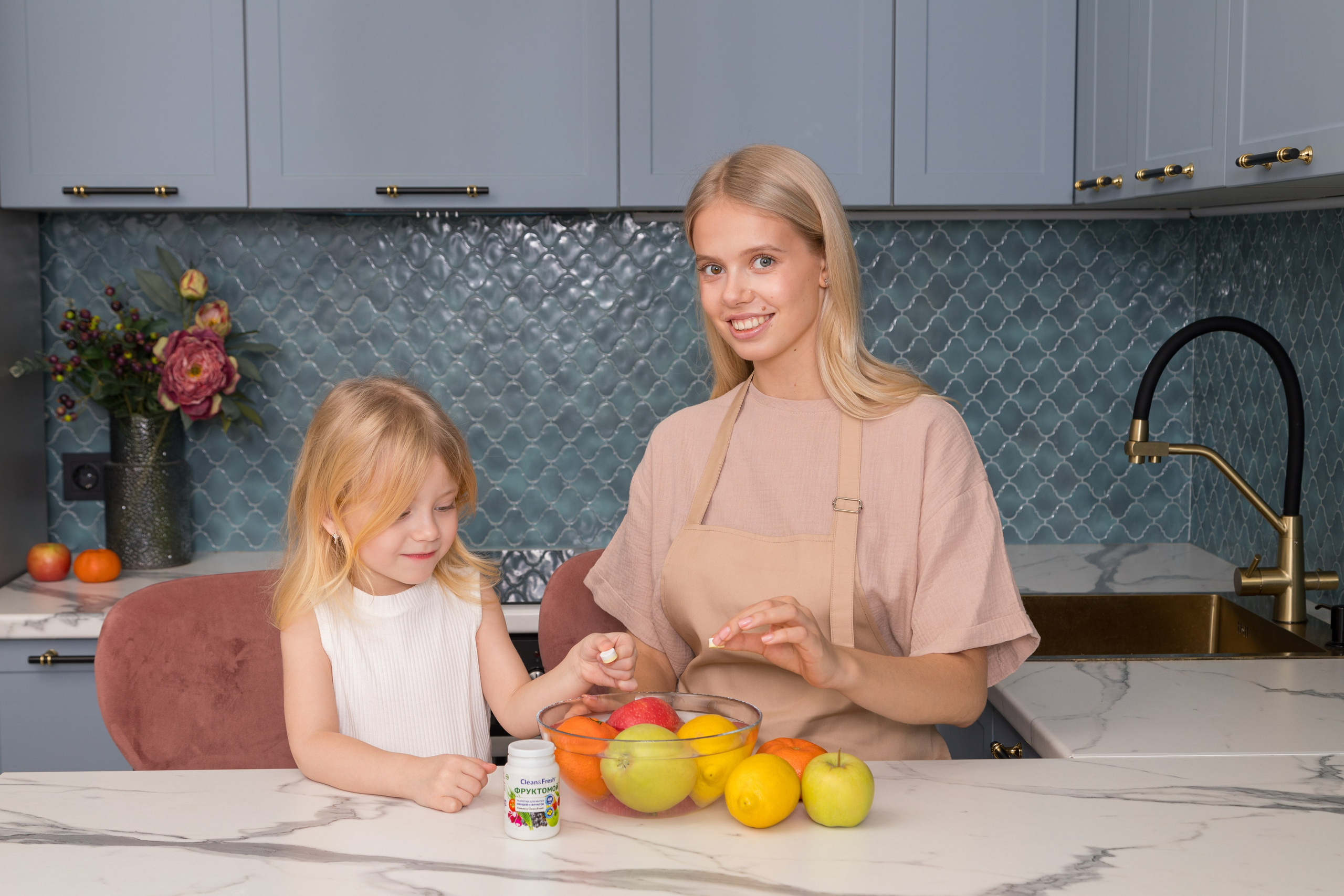 Фото для компании по производству бытовой химии. Детский и контент фотограф Надя Волкова Санкт-Петербург