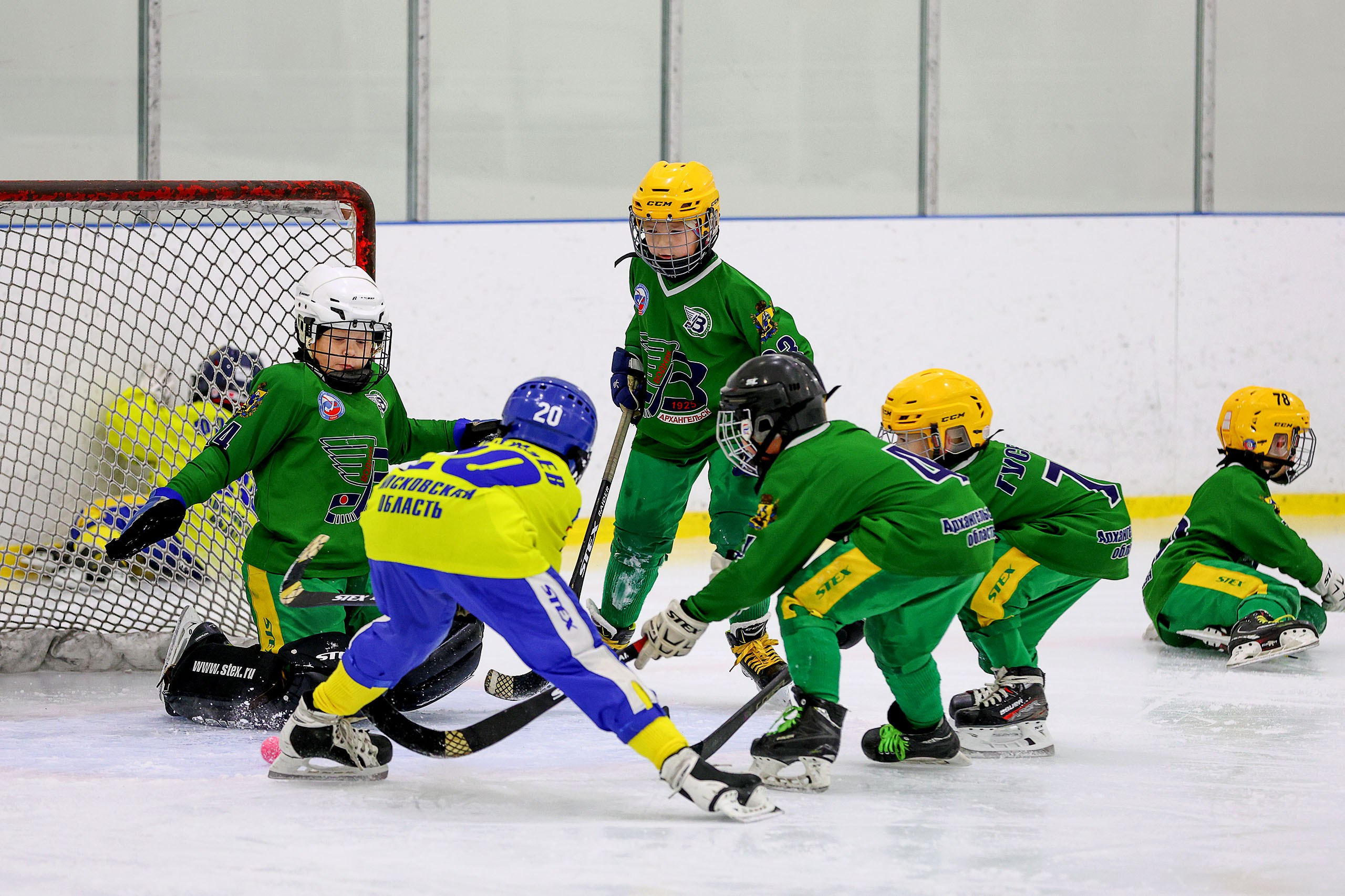 ХОККЕЙ С МЯЧОМ. Репортажный фотограф в Нижнем Новгороде и Москве Ангелина Ильичева