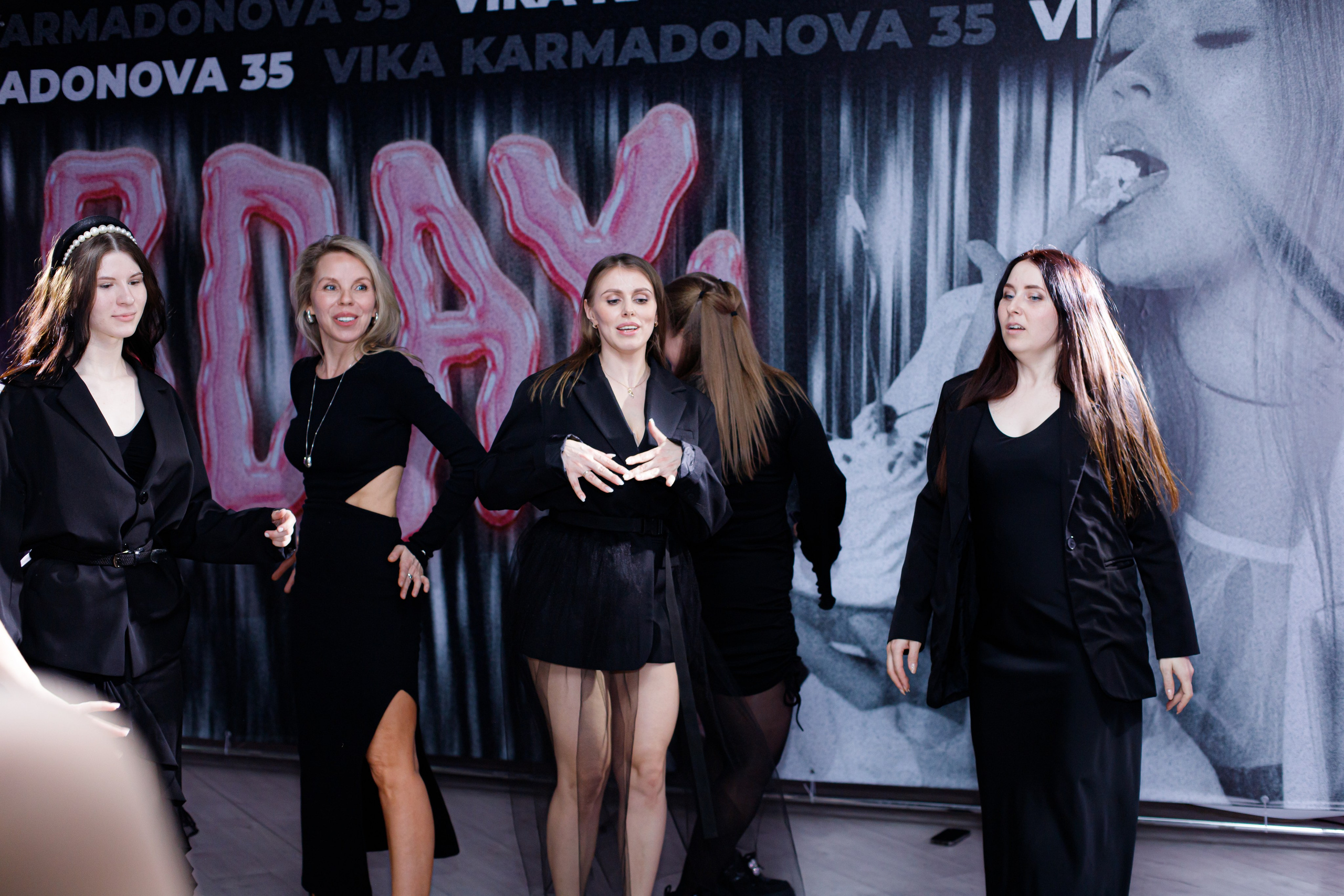 VIKA KARMADONOVA. Photokarish