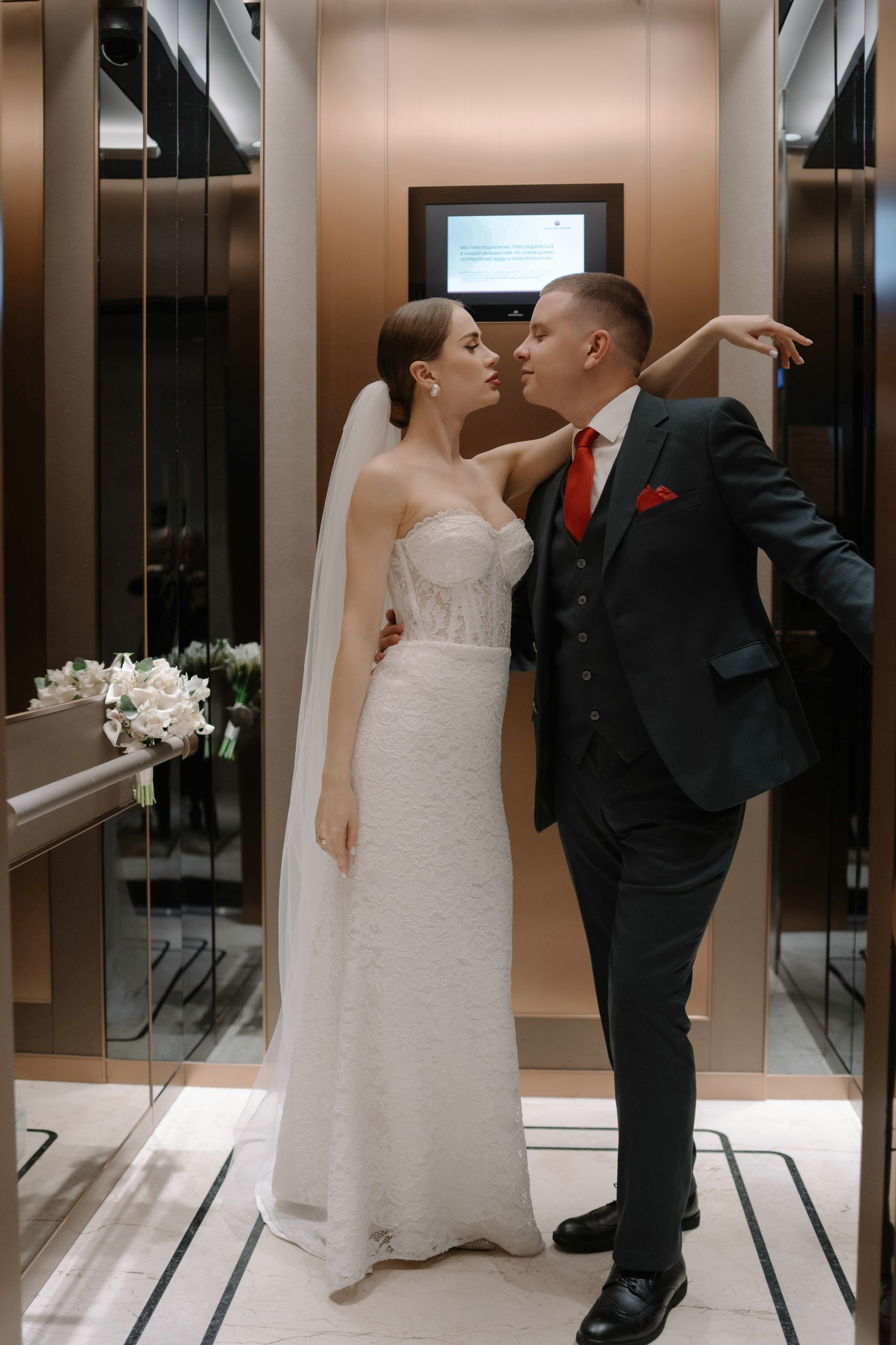 Свадебная фотосессия в Soluxe hotel Moscow. Свадебный и семейный фотограф в Москве Светлана Зоткина