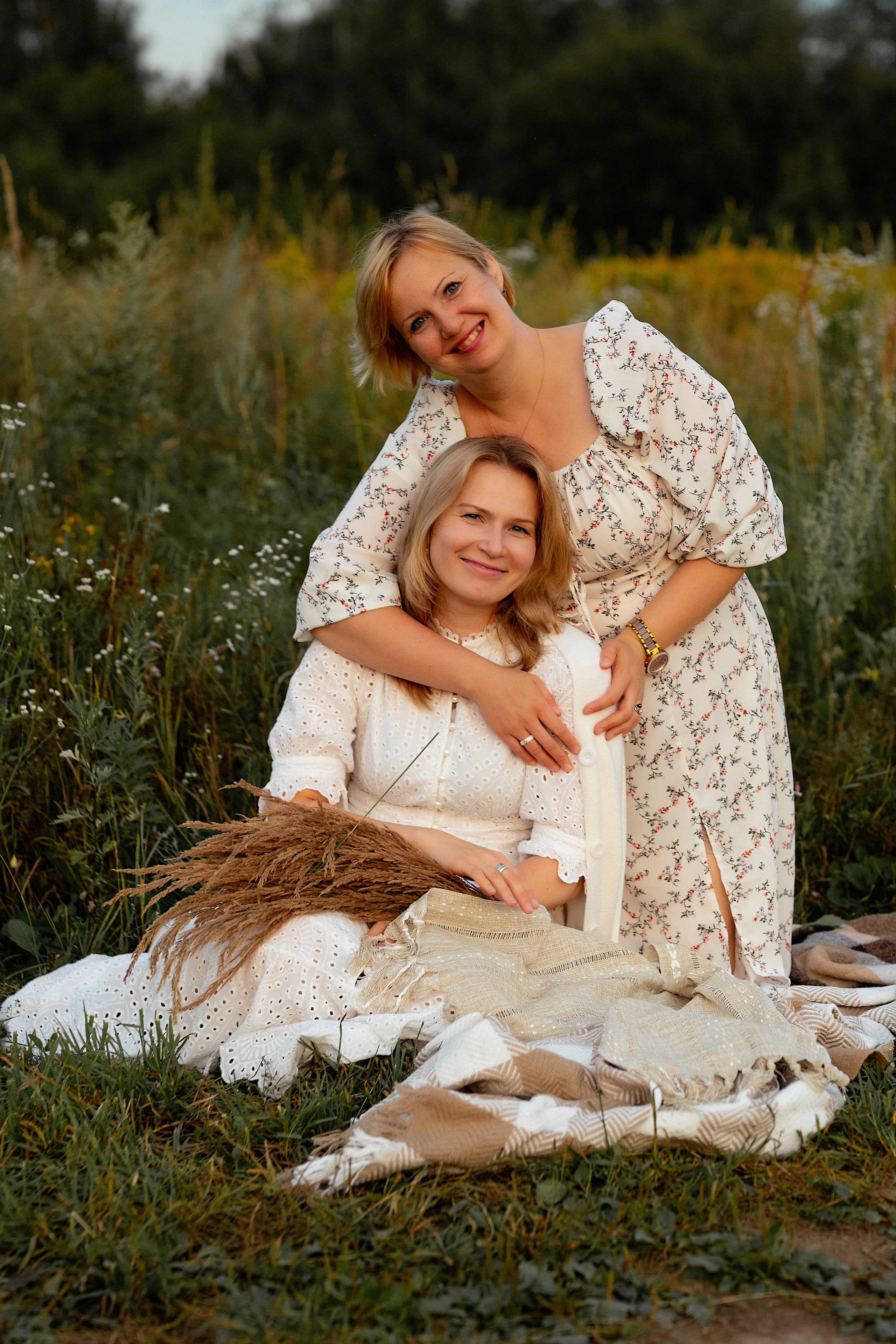 Закатная фотосессия в поле. Фотограф в Железнодорожном и Балашихе