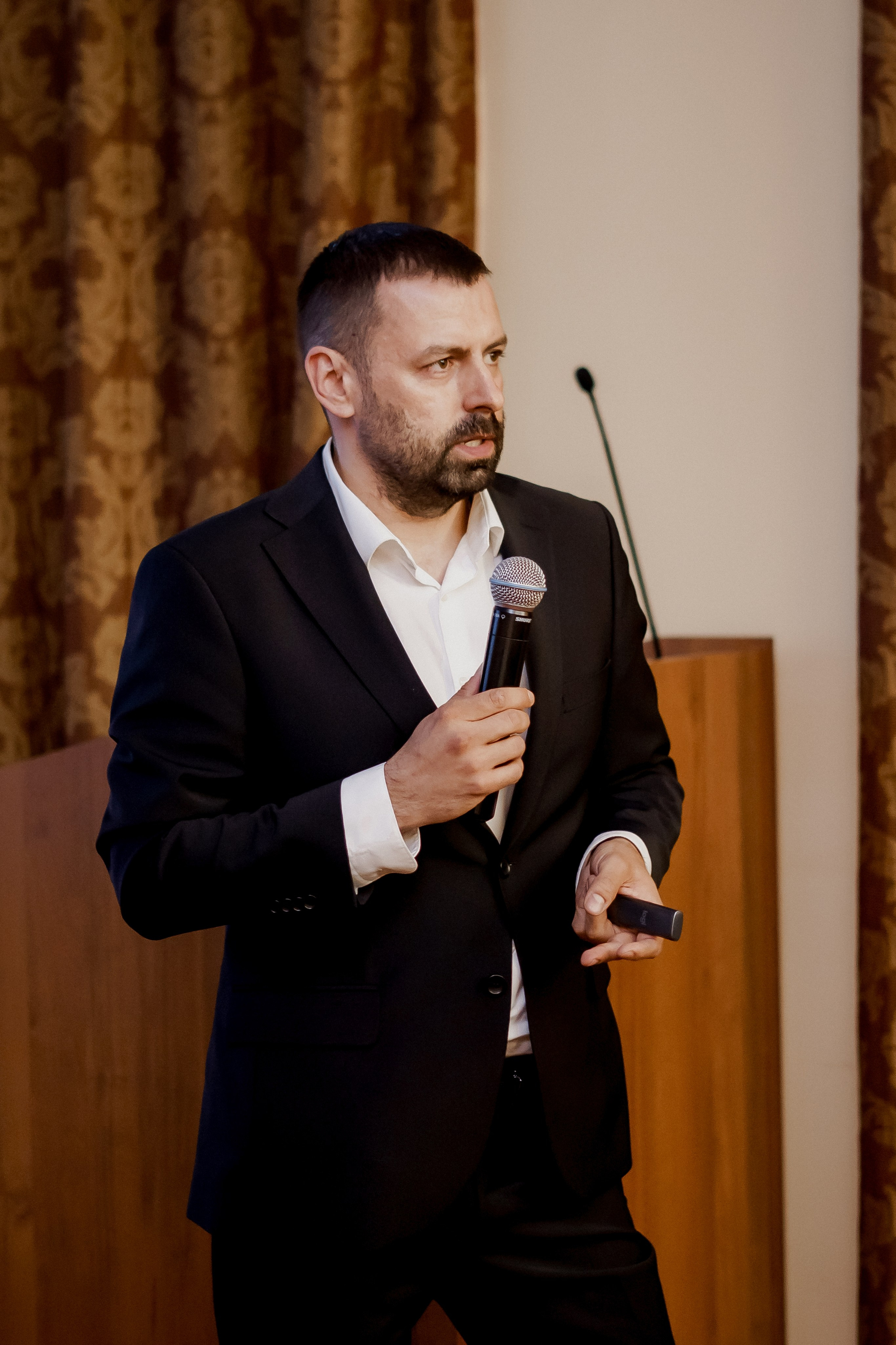 Втб. Фотограф Валерия Крахмалева