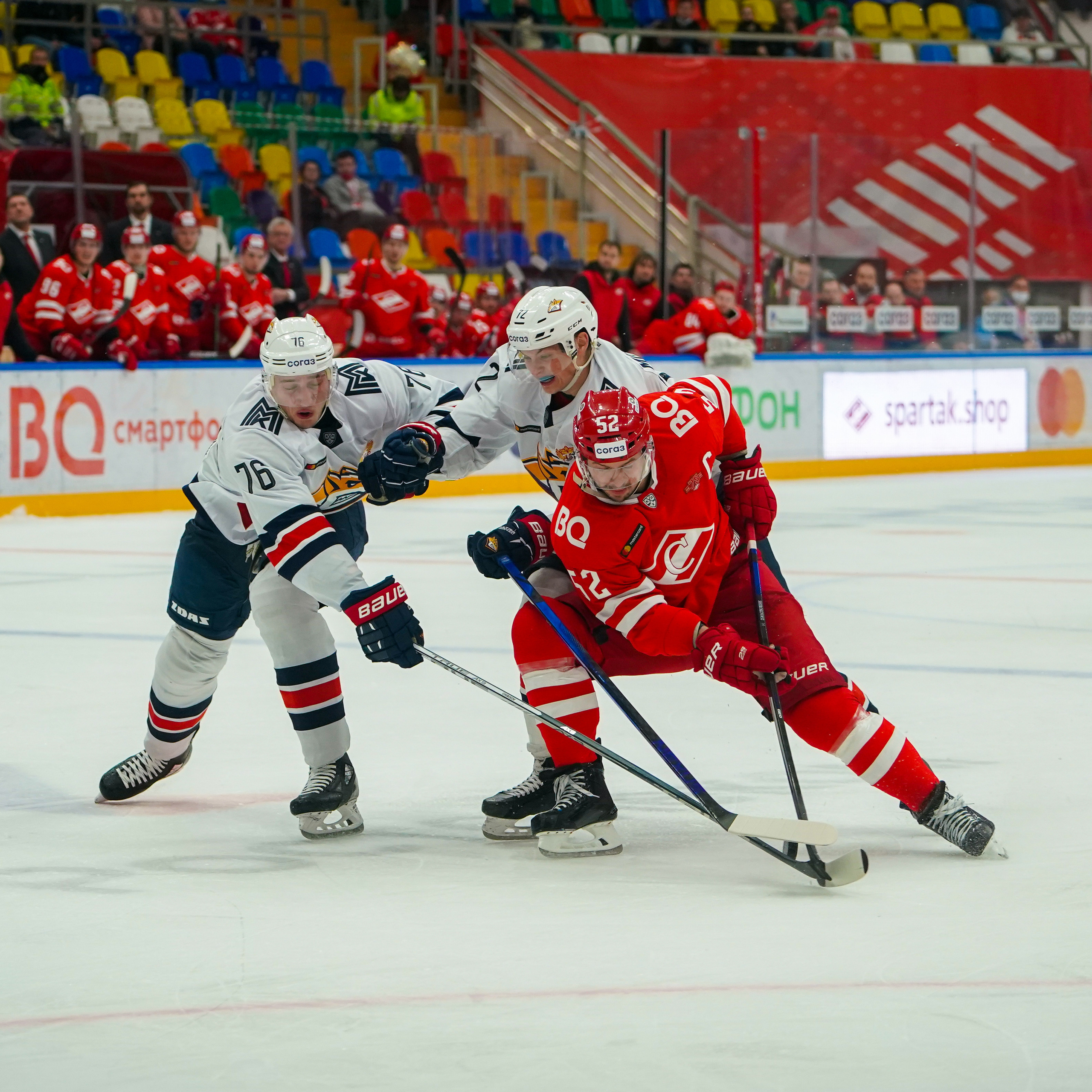 ХК «Спартак». Спортивный и репортажный фотограф в Москве и области Мари Панадеро