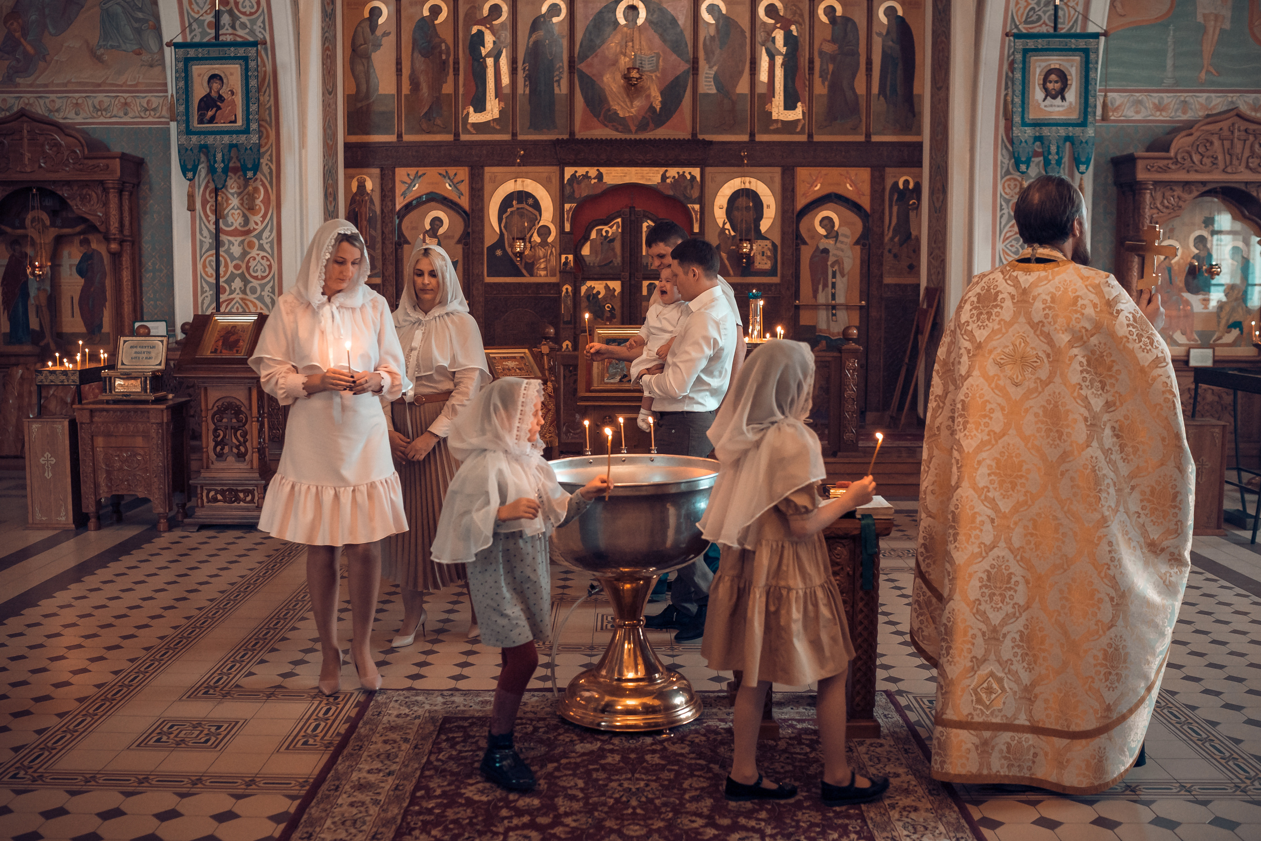 Крещение Марка Храм Иоанна Предтечи Красноярск. Фотограф на Крещение и Венчание в Красноярске Рамазанова Юлия