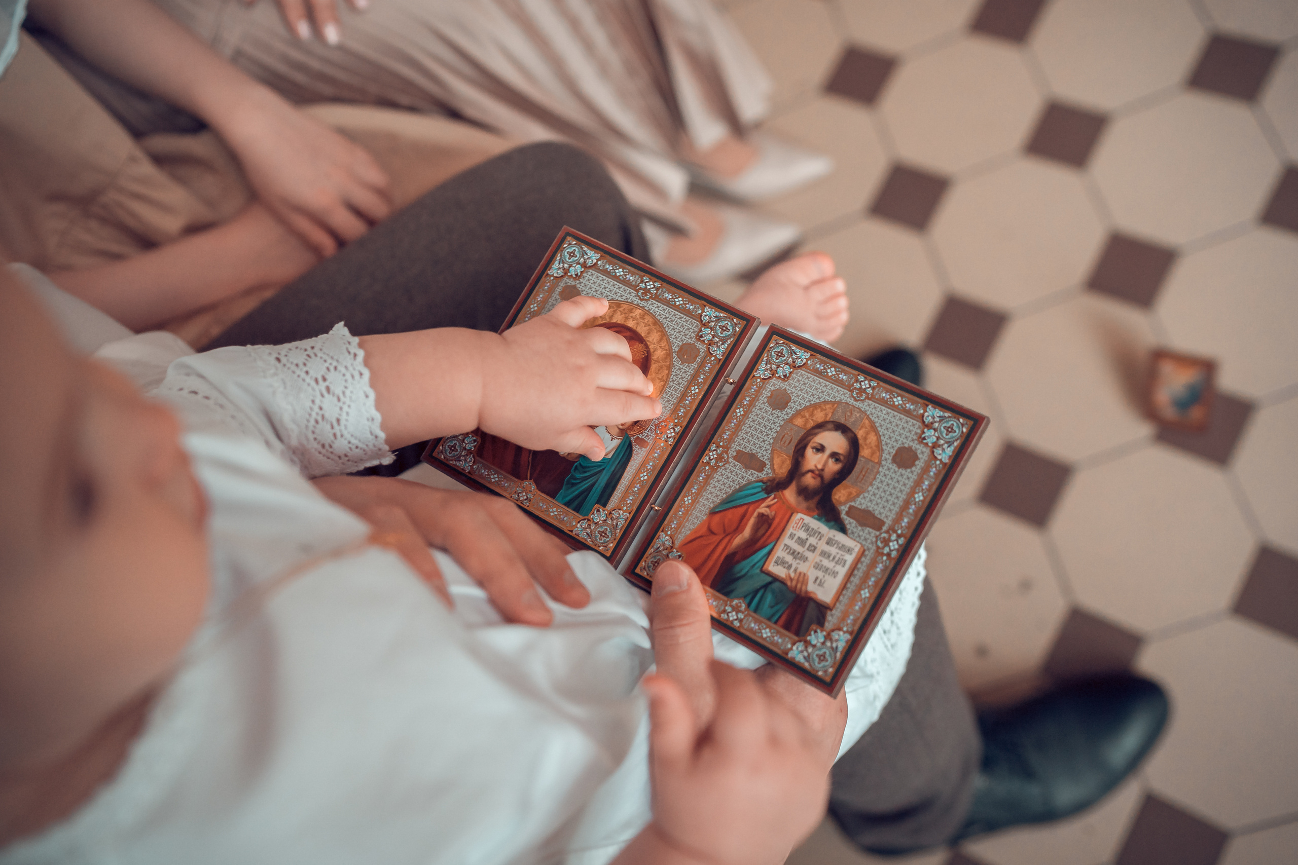 Крещение Марка Храм Иоанна Предтечи Красноярск. Фотограф на Крещение и Венчание в Красноярске Рамазанова Юлия