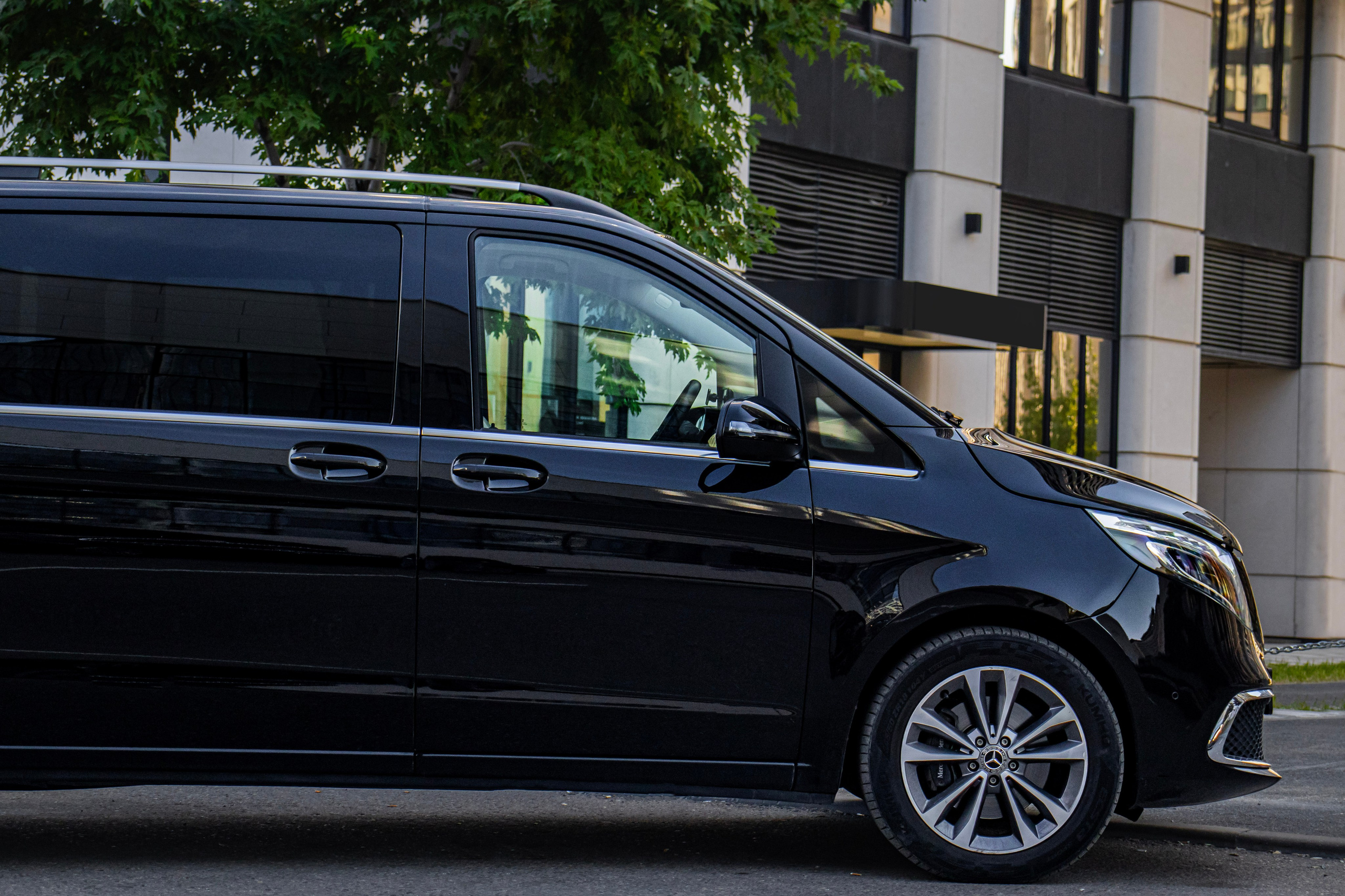 Mercedes-Benz V-class