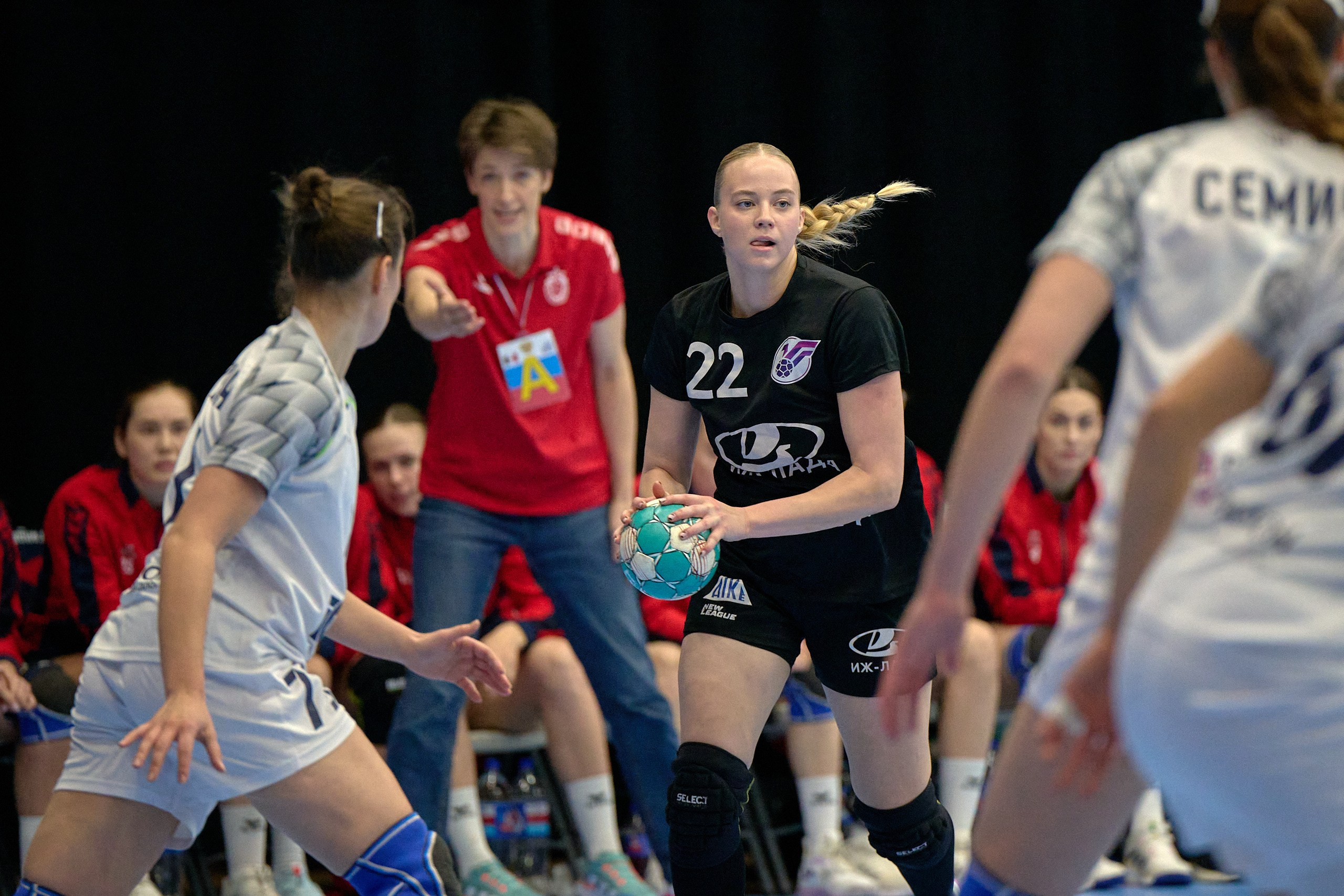 Гандбол. OLIMPBET Суперлига. «Университет» — «ЦСКА». Спортивный репортажный фотограф в Ижевске Сергей Мерзляков