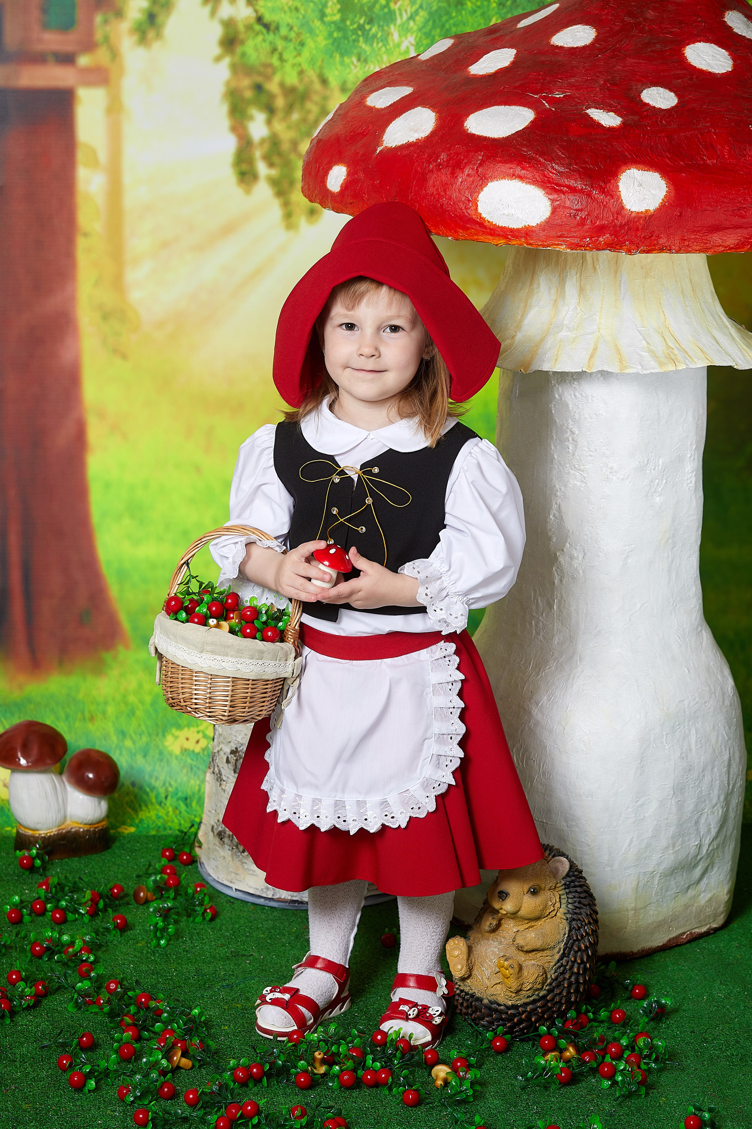 Под грибом. Детская выездная фотостудия