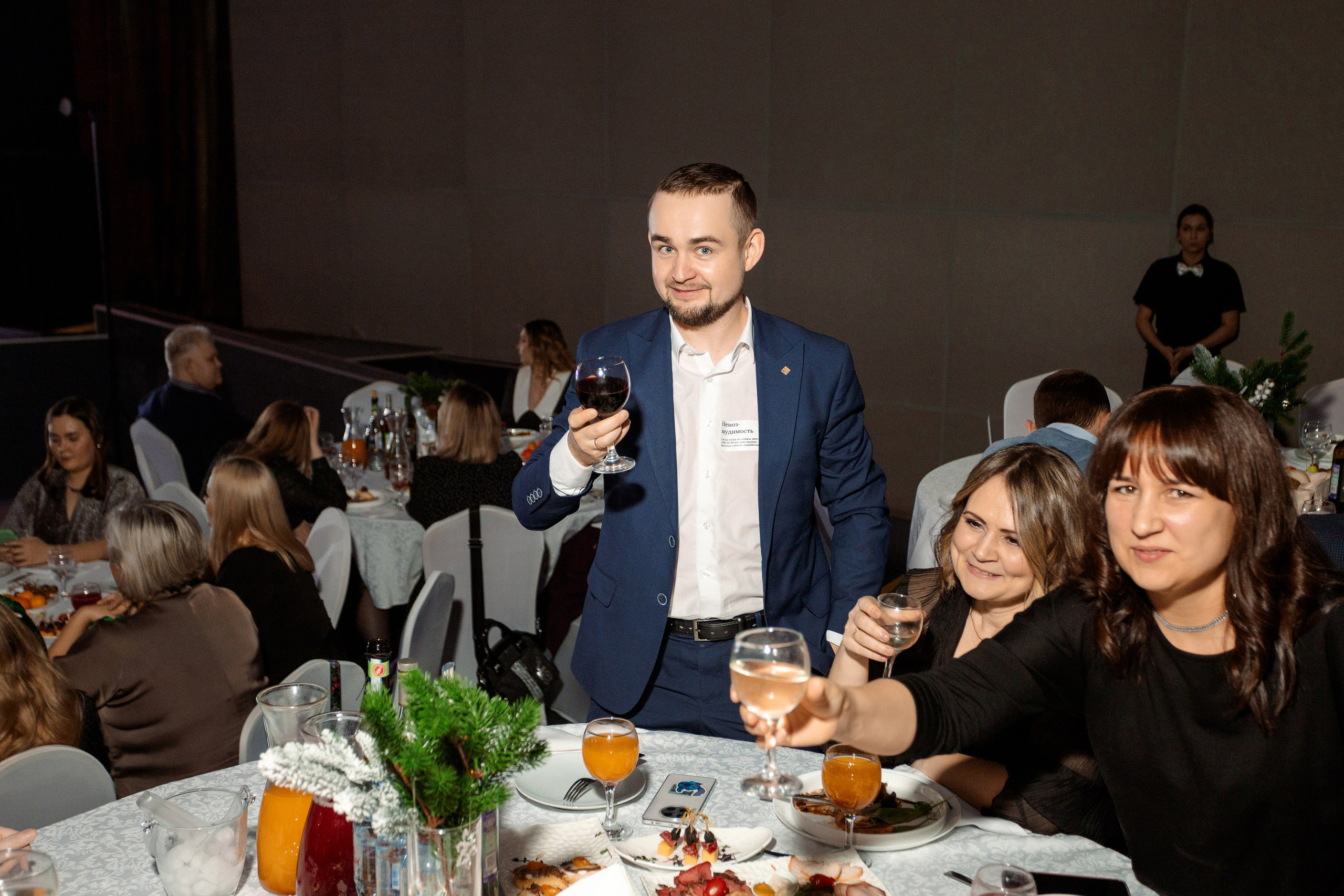 РЕПОРТАЖ: НОВЫЙ ГОД В ДК МЕТАЛЛУРГ. Профессиональный фотограф в Ижевске Леша Петров