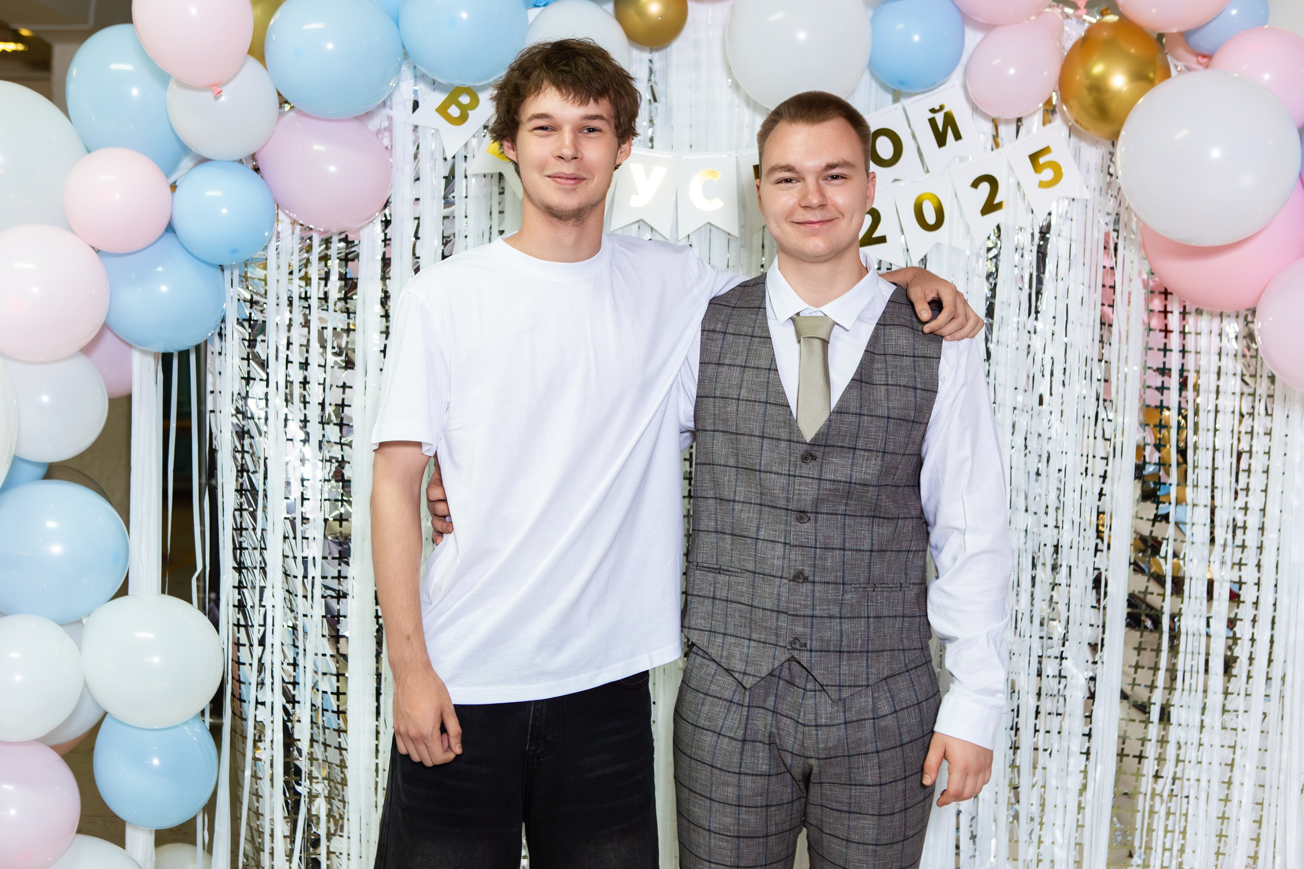 ФОТОСЕССИЯ С РОДИТЕЛЯМИ ВЫПУСКНОЙ 2025 9 ШКОЛА МЦЕНСК. ТВОЙ АЛЬБОМ / ТВОИ ПРАВИЛА