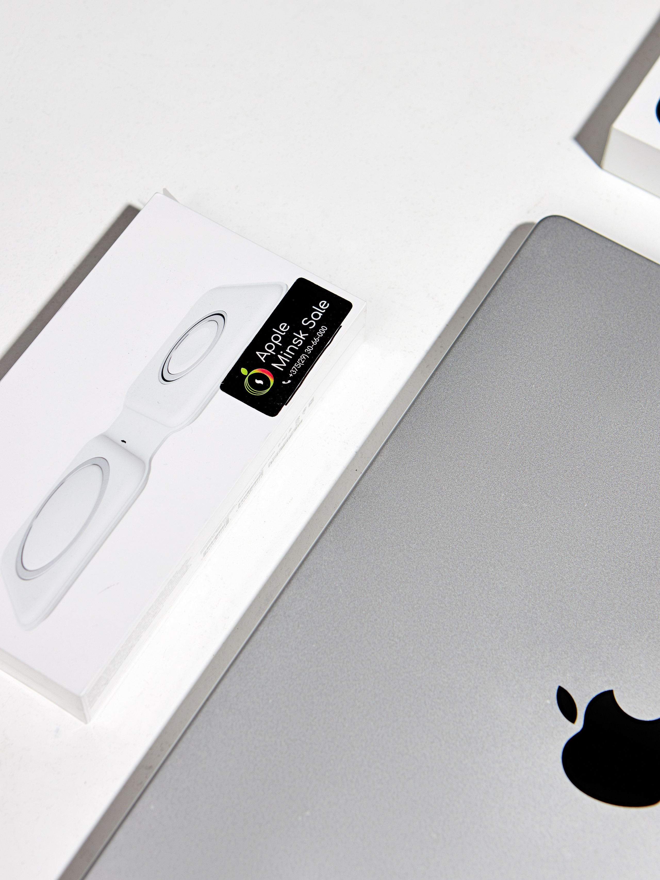 Магазин техники Apple. Фотограф Мария Лазакович — Минск