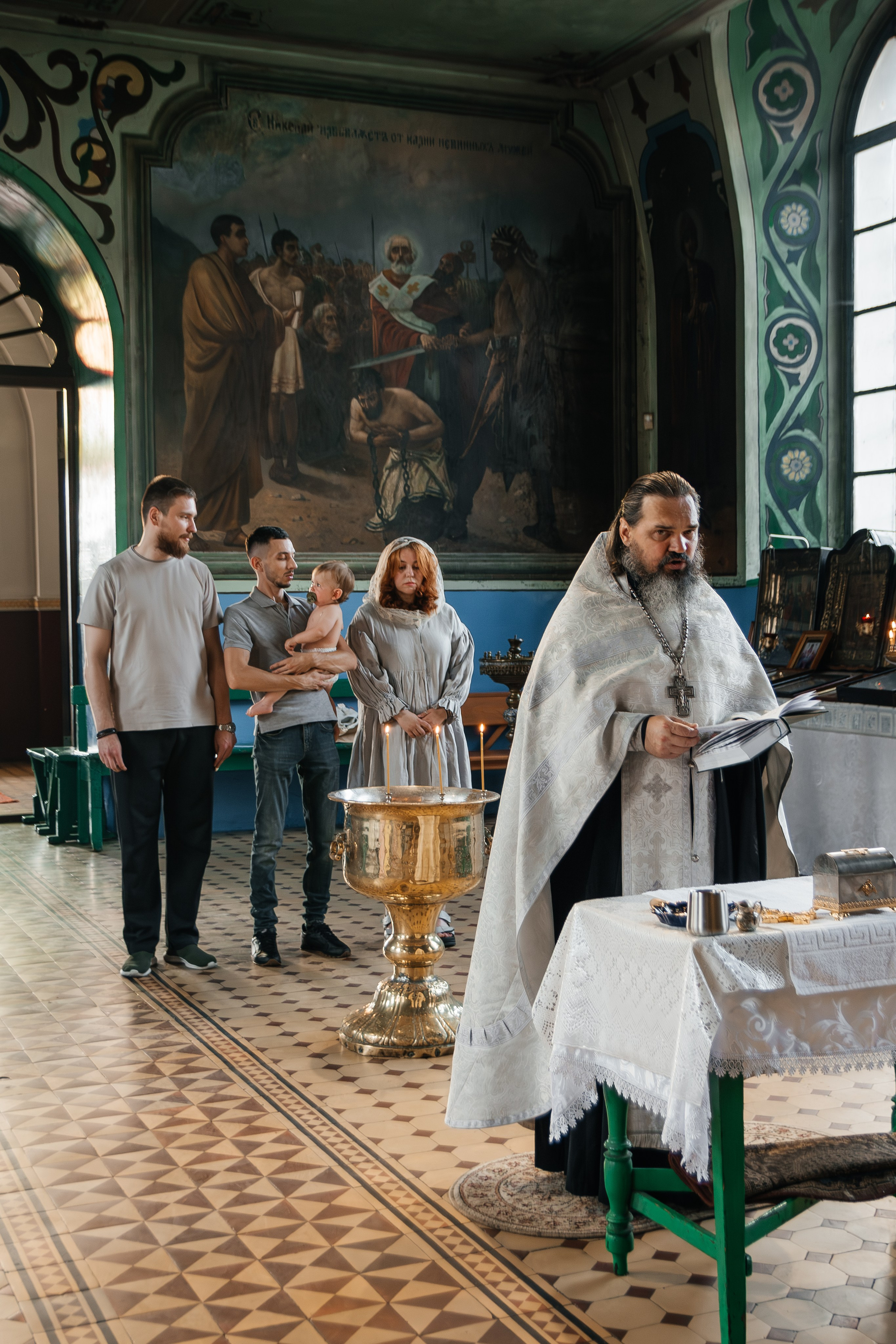 Фотосессия крещения Лукьяна в Обуховке. Семейный и детский фотограф Кущ Наташа