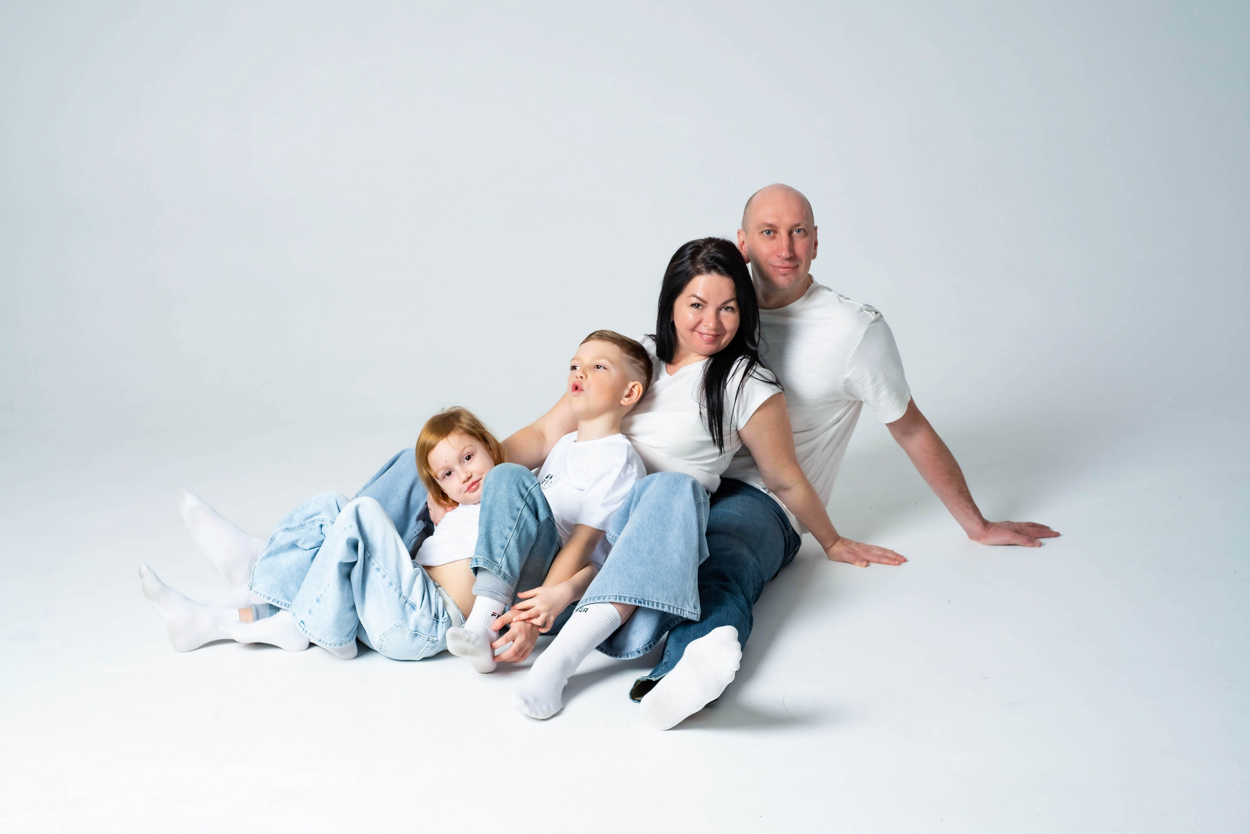 Семья Васютиных. Студийный, портретный, семейный фотограф Южно-Сахалинска Яна Радаева