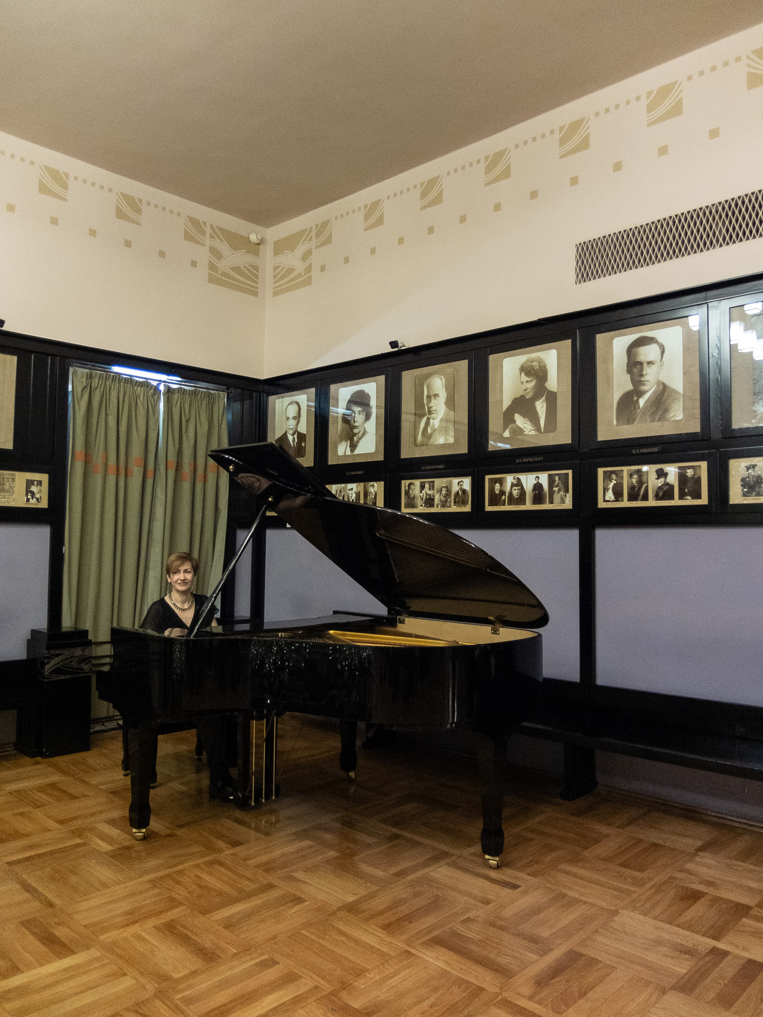 Маскарад с закрытыми глазами. Переосмысление. Искусство фотографии. Мария Осокина