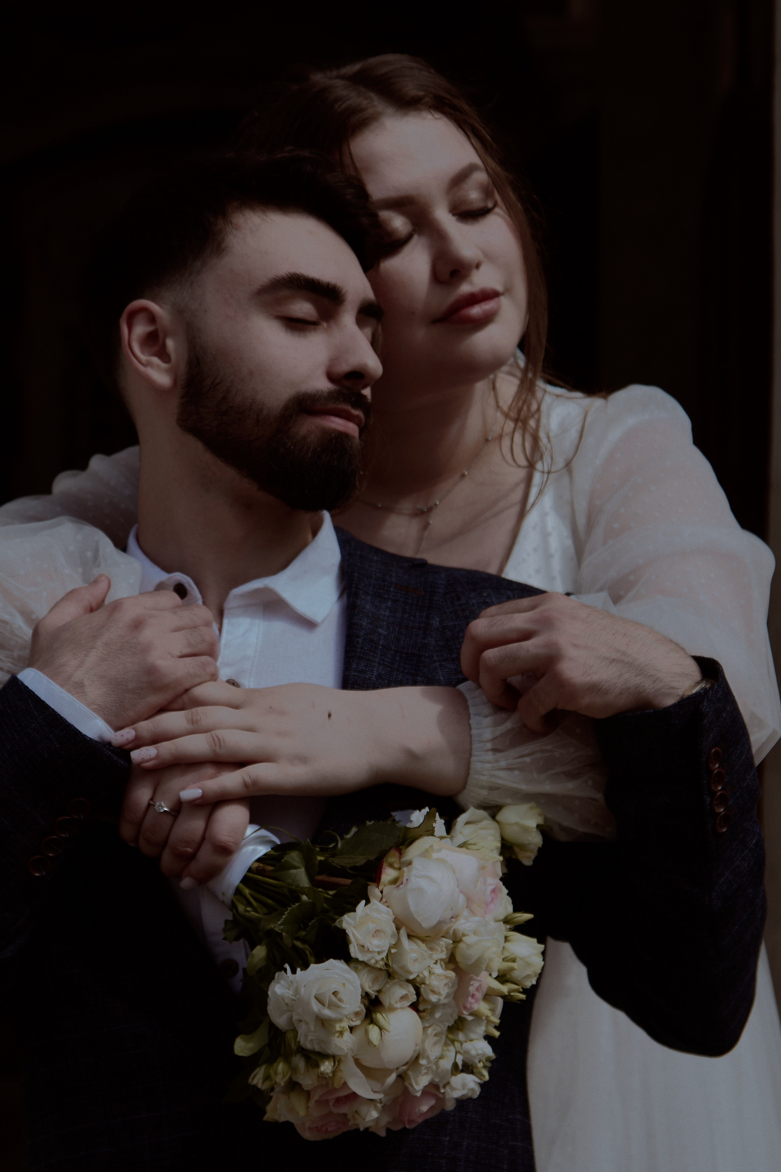 Виктория и Даниэль. Владимирский храм. Фотограф лавстори Москва/МО Приятелева Ангелина