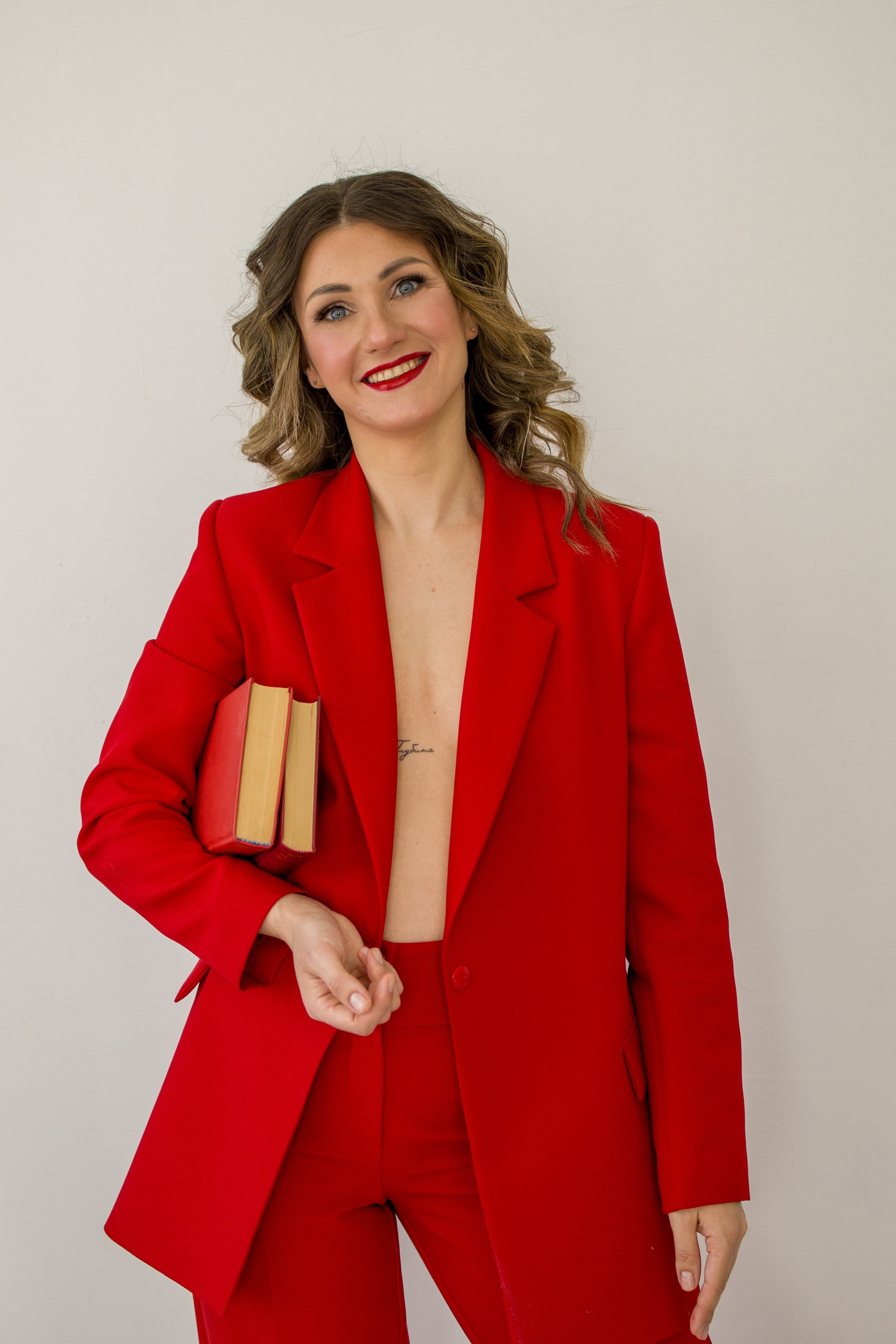 Lady in red. Художественная фотография