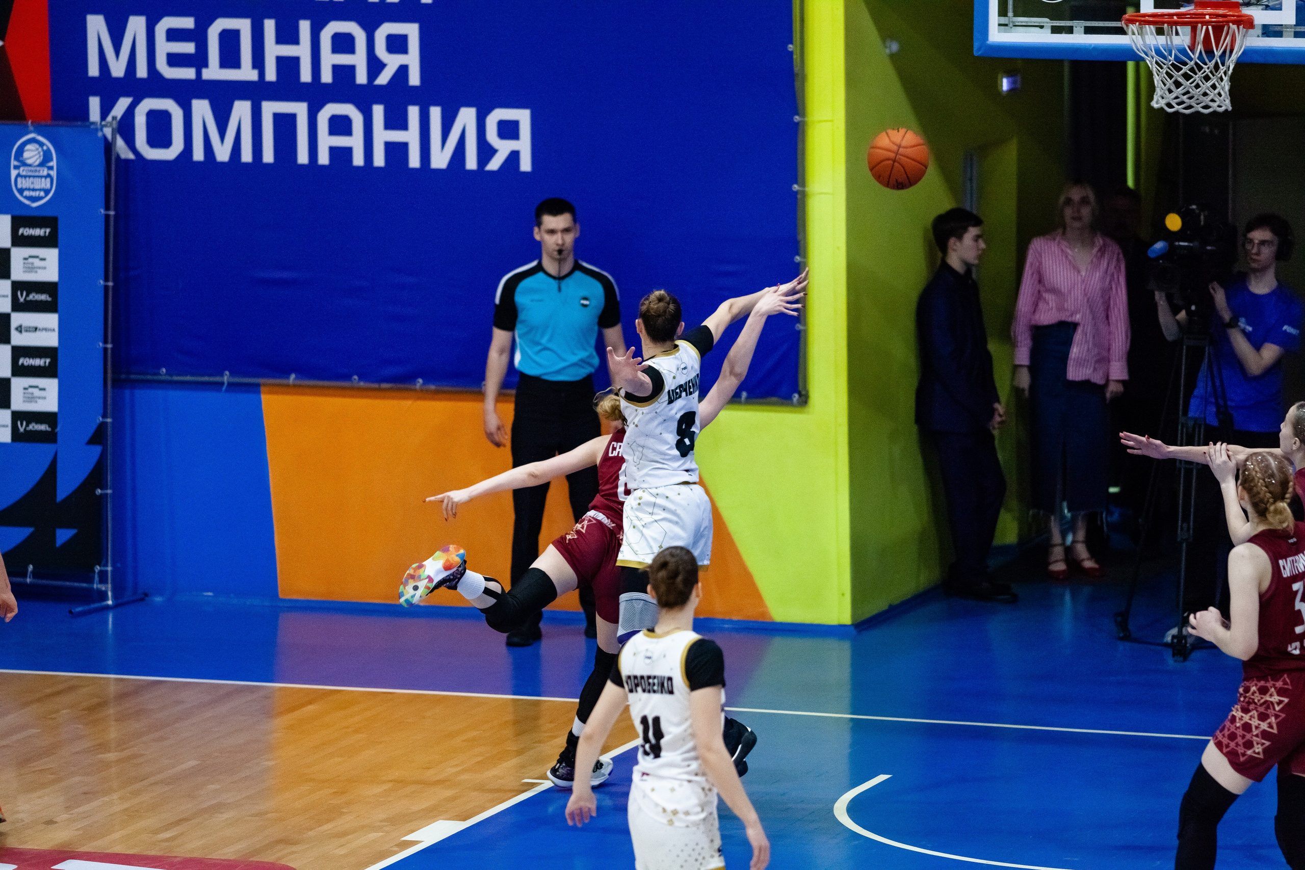 ЧГУ-Атланта — Славянка. Фотография