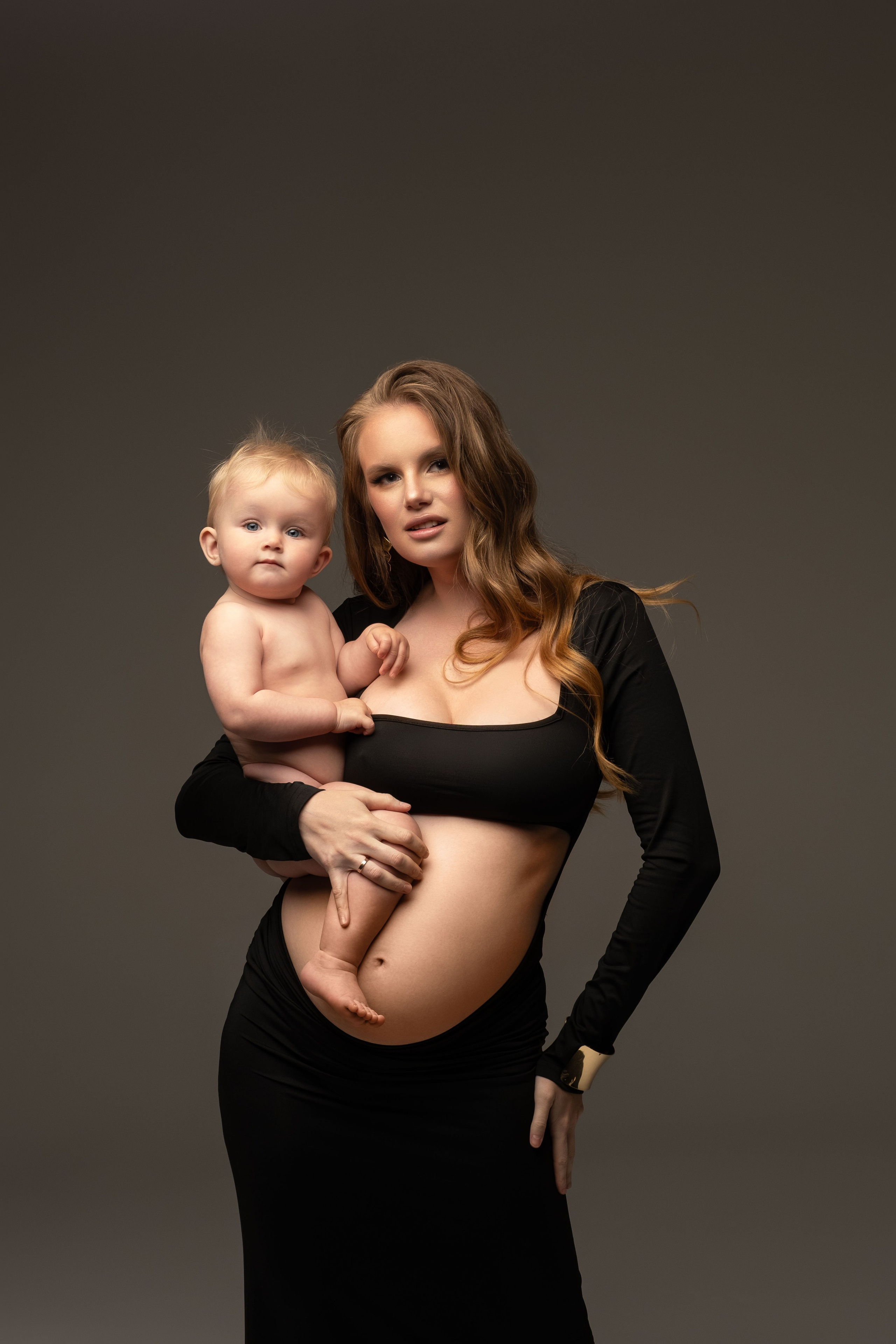 Семейные студийные фотосессии, дни рождения. Фотограф беременности Демочкина Елена