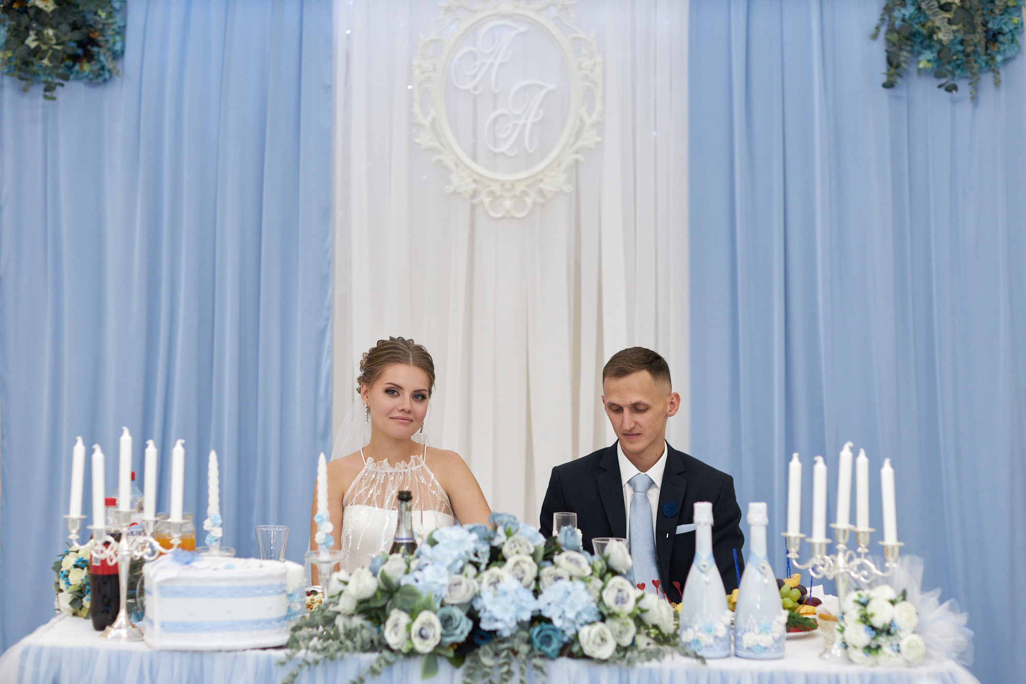 Свадебный день прогулка в сосновом лесу. Банкетный зал Акрополь. Фото видео съёмка в Белой Калитве дуэт Герман и Инна