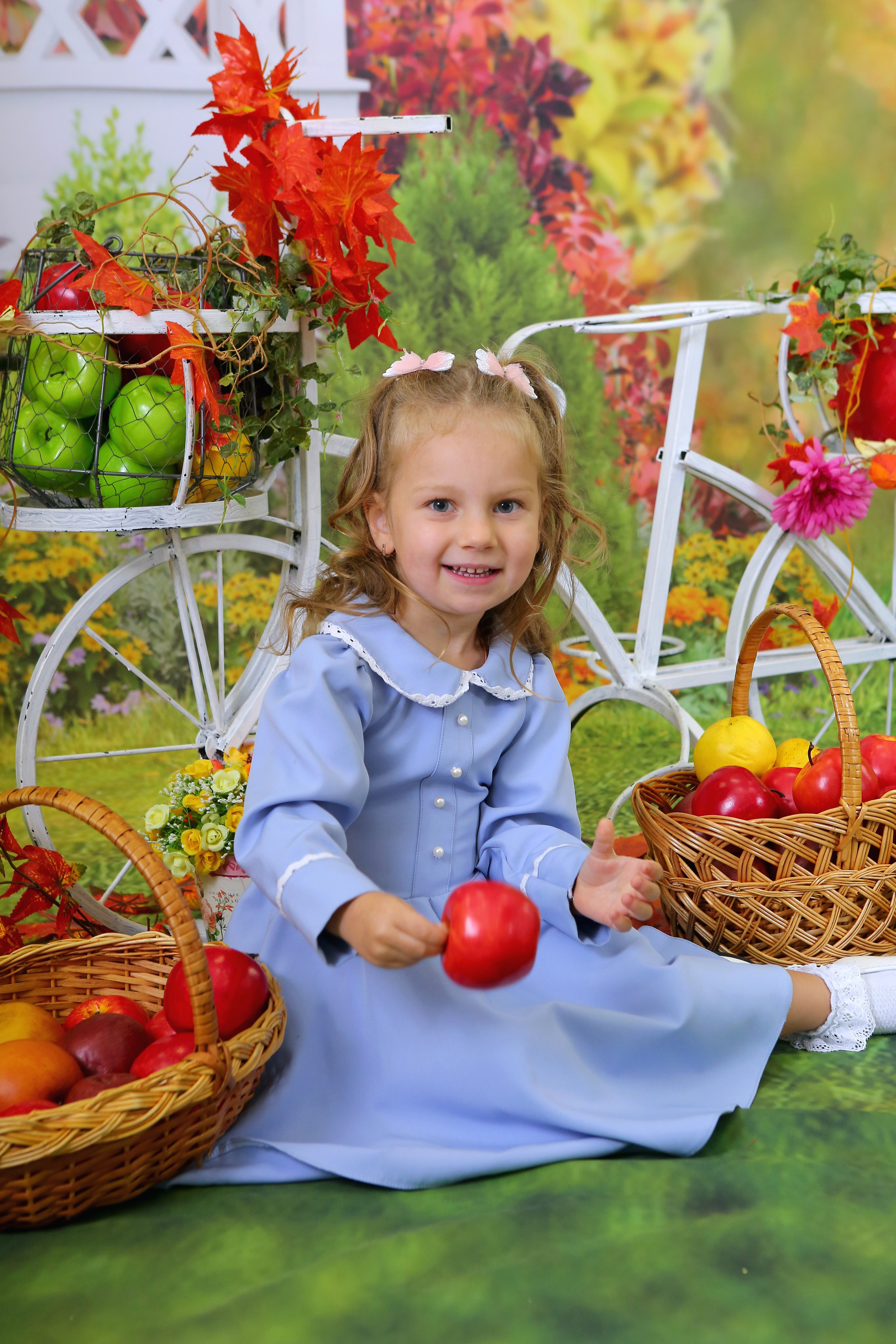 Яблоневый сад. Студия детской и семейной фотографии 12кадров